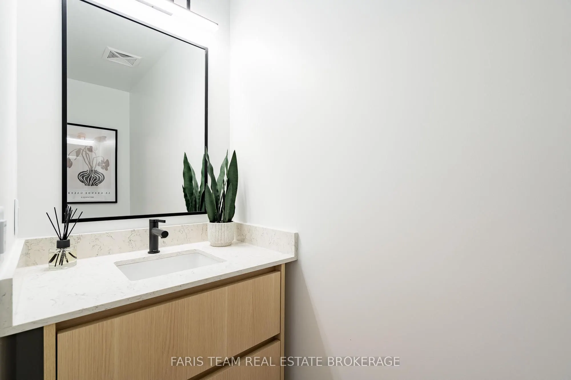 31 Huron Street #611