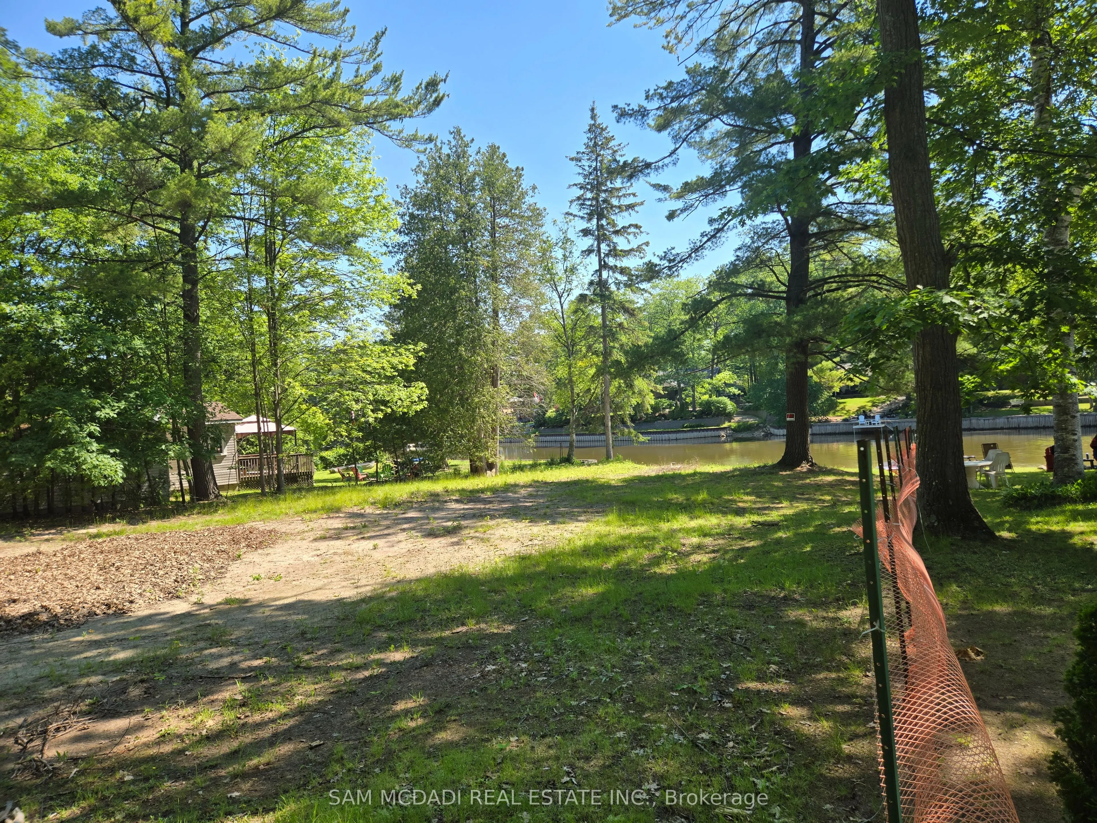 490 Oxbow Park Drive