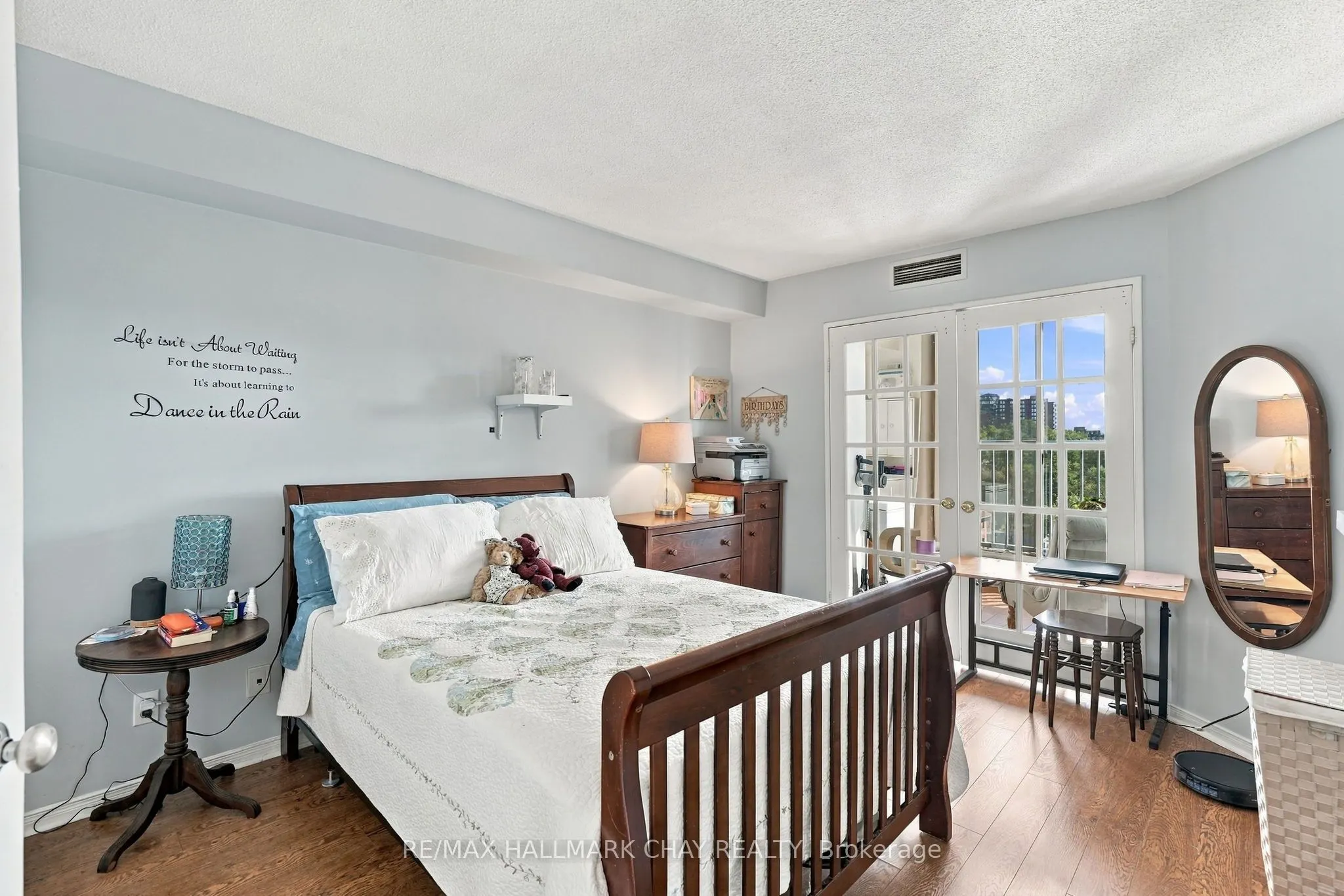 150 Dunlop Street E #710