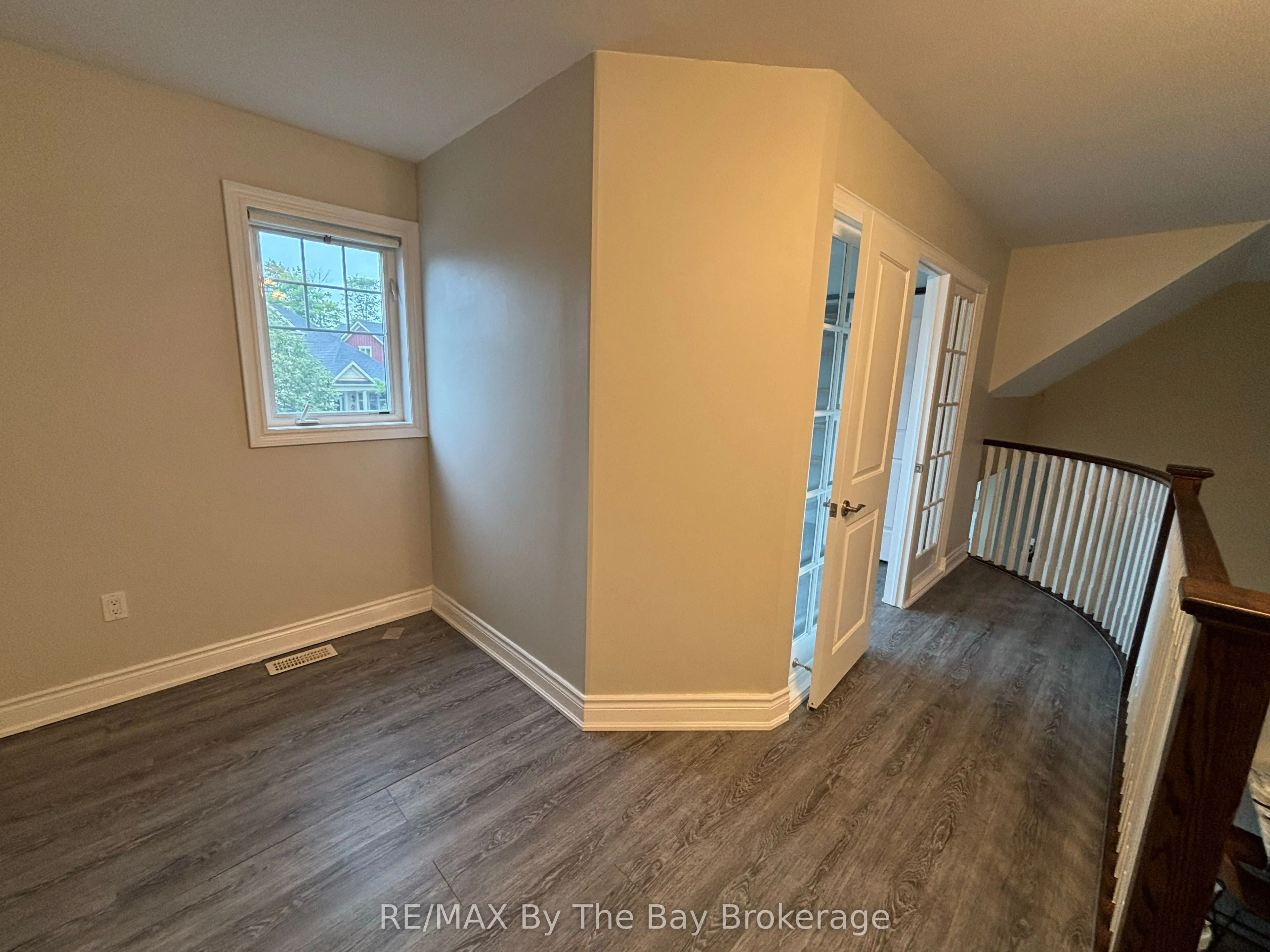 300 STONEBRIDGE Boulevard