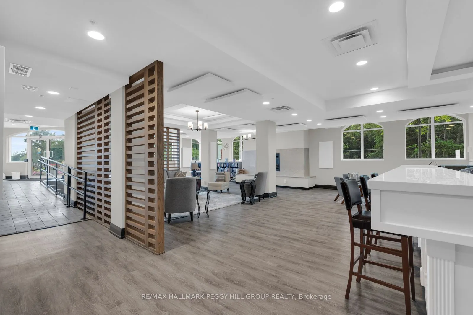 354 Atherley Road #211