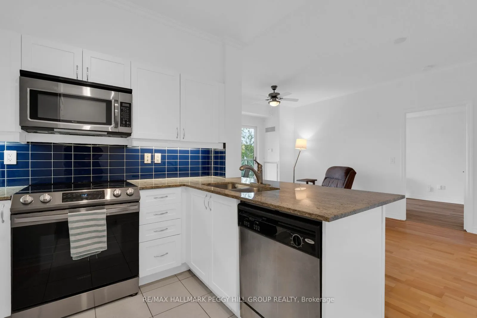 354 Atherley Road #211