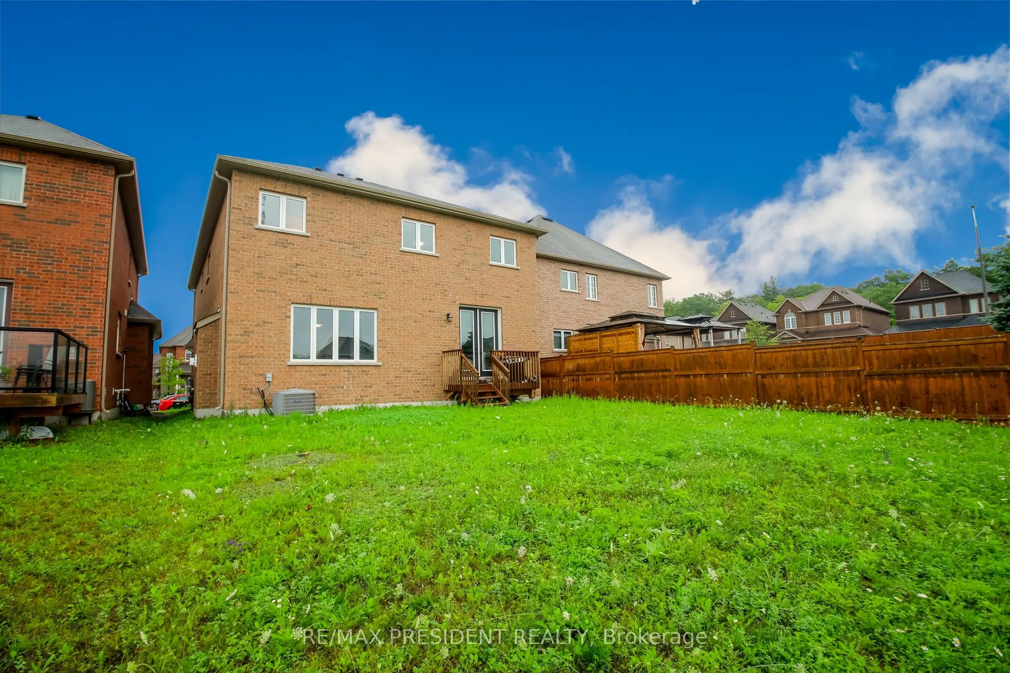 4 Cypress Point Street