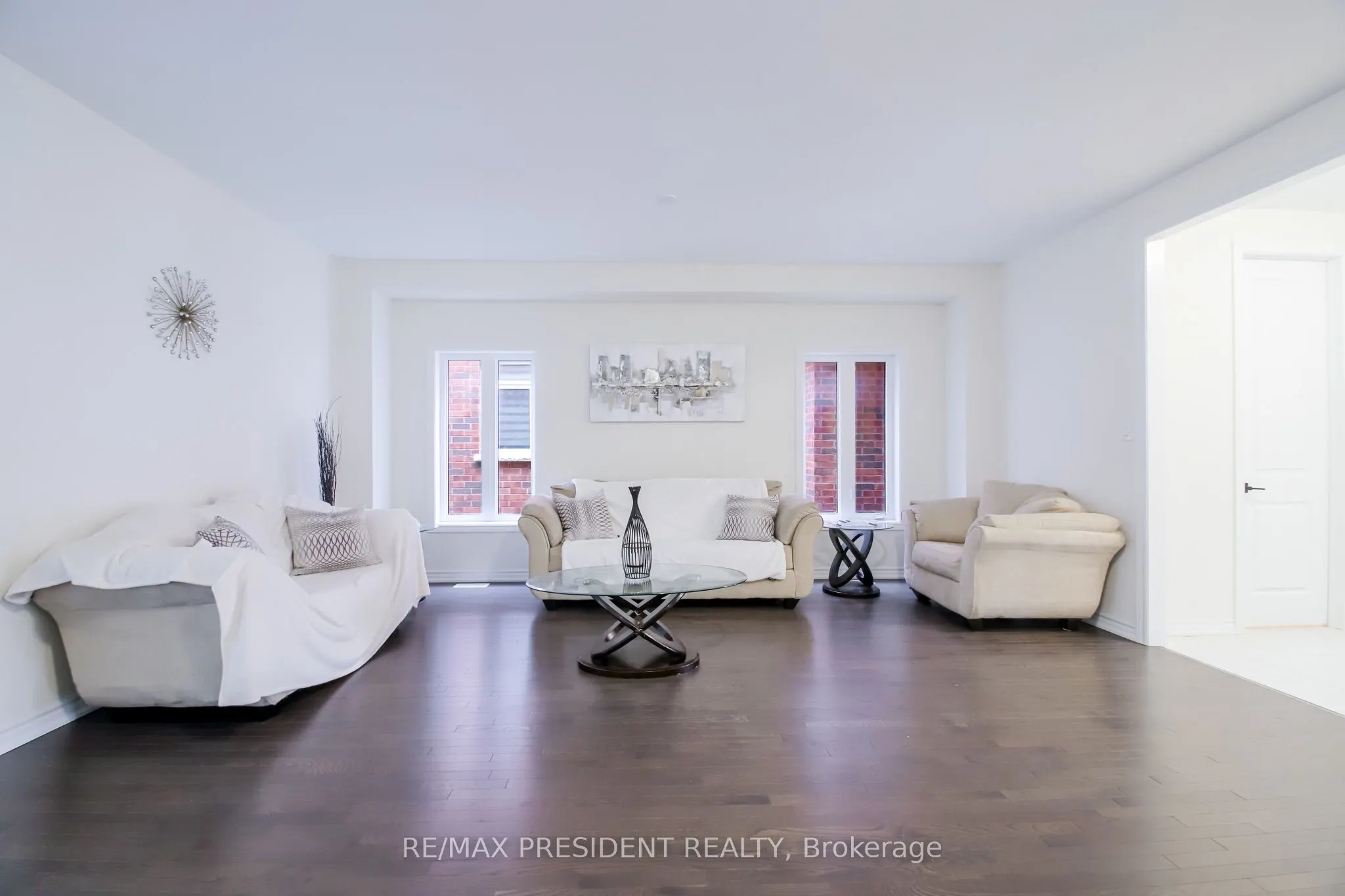 4 Cypress Point Street