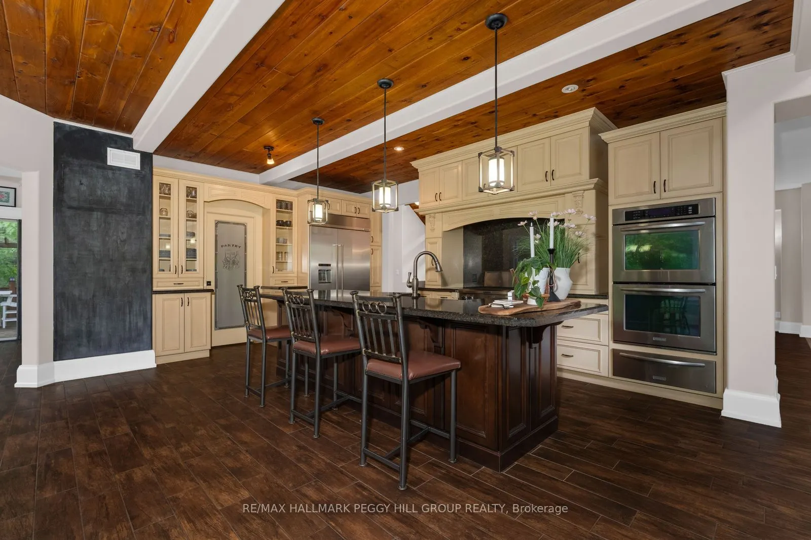 185 Skylark Road