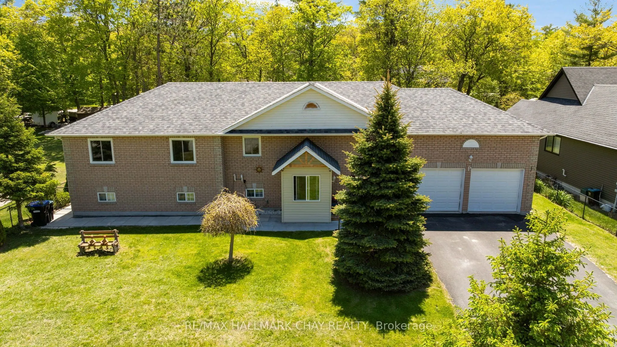29 Foliage Drive N