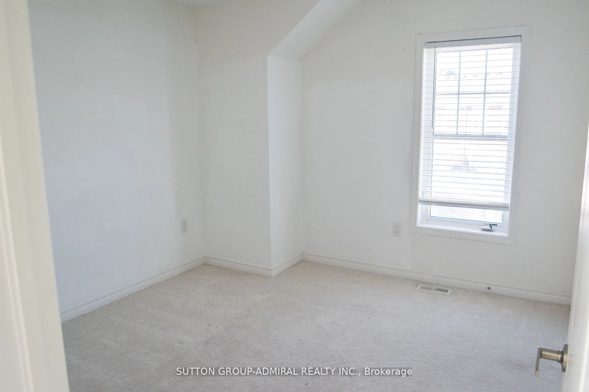 20 Surf Drive