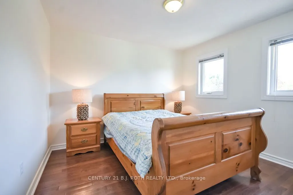 24 Grand Forest Drive