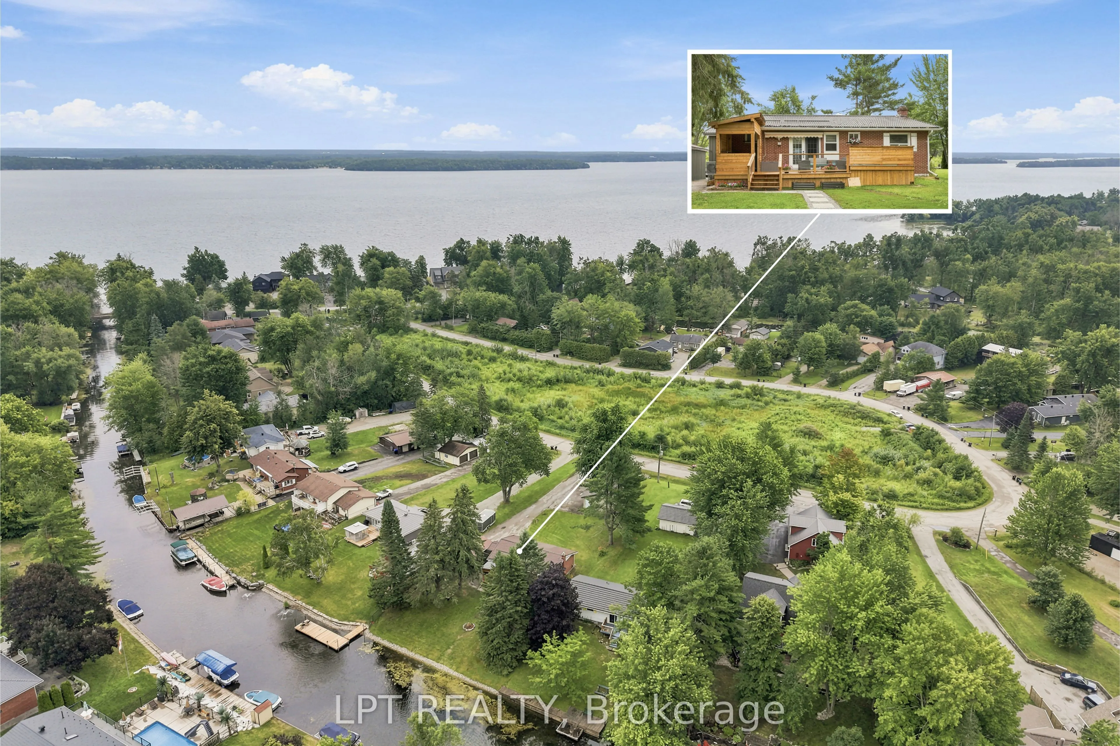 2628 Westshore Crescent