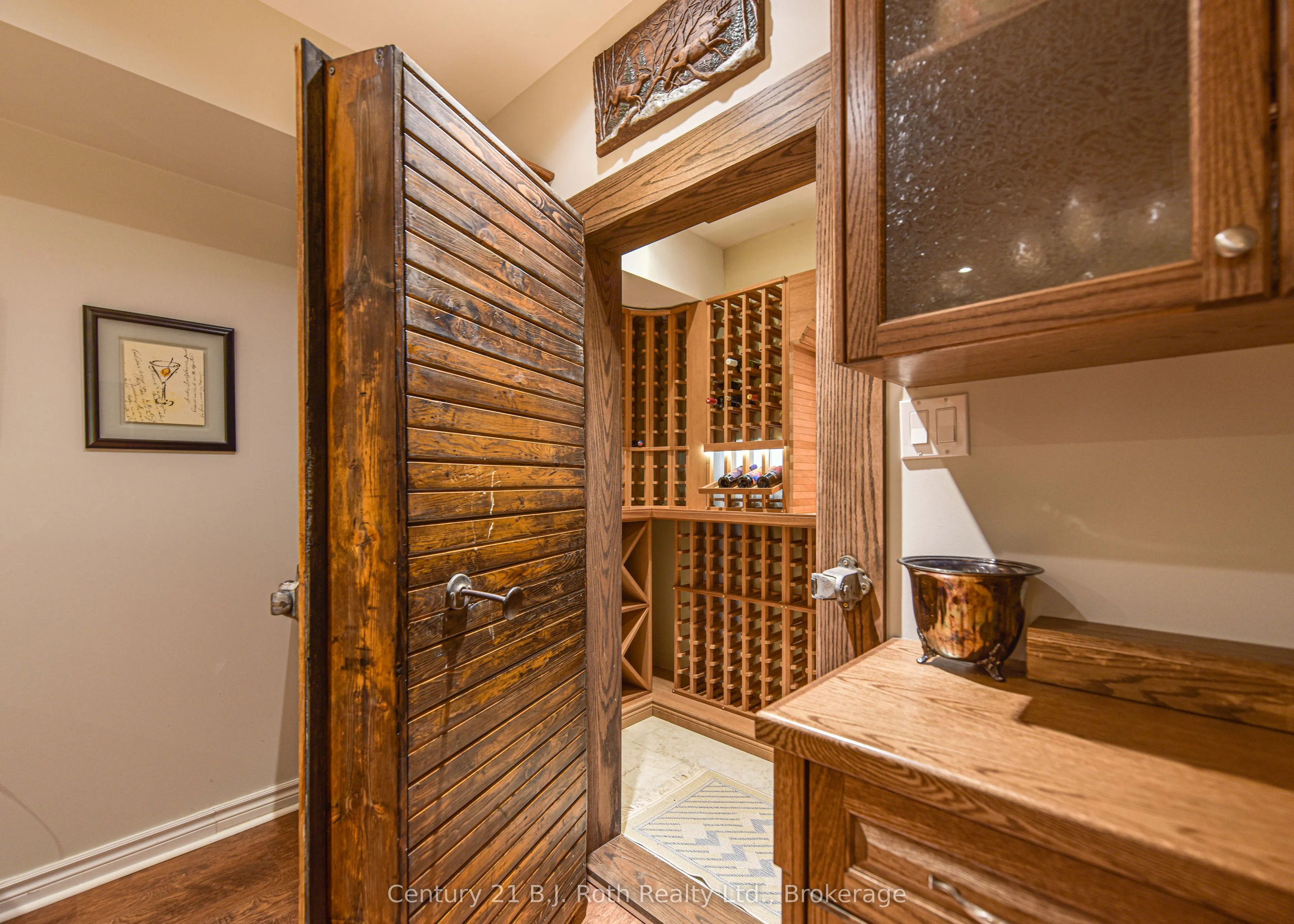 1273 HAWK RIDGE Crescent