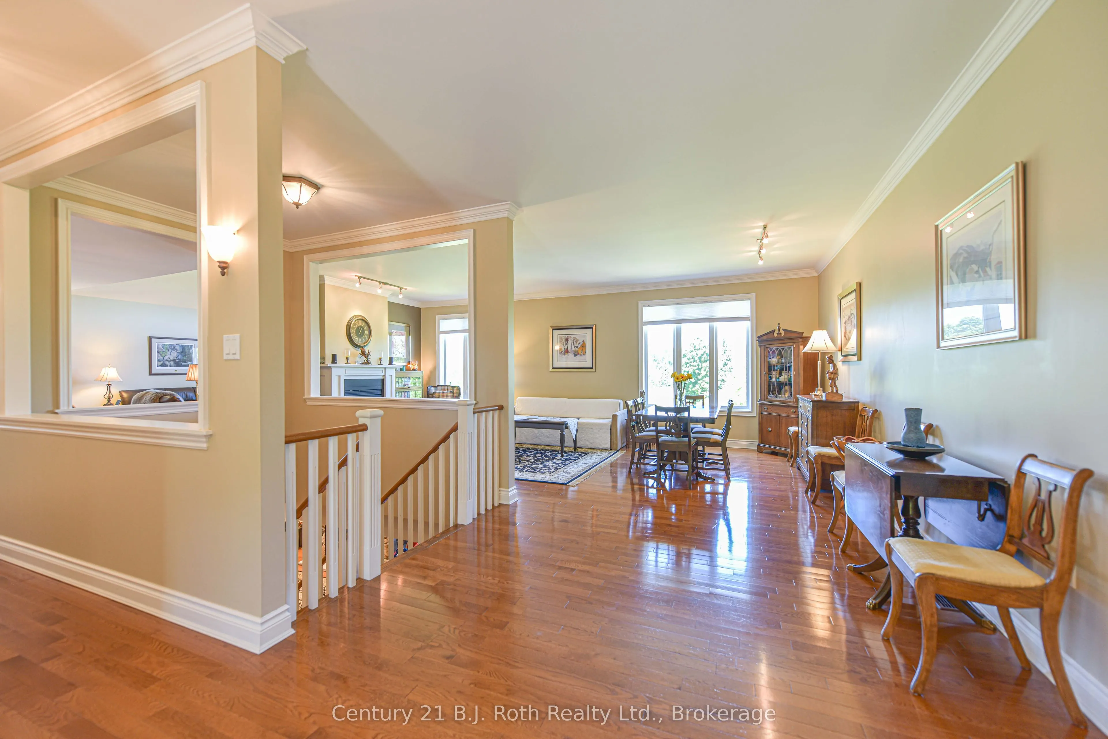 1273 HAWK RIDGE Crescent