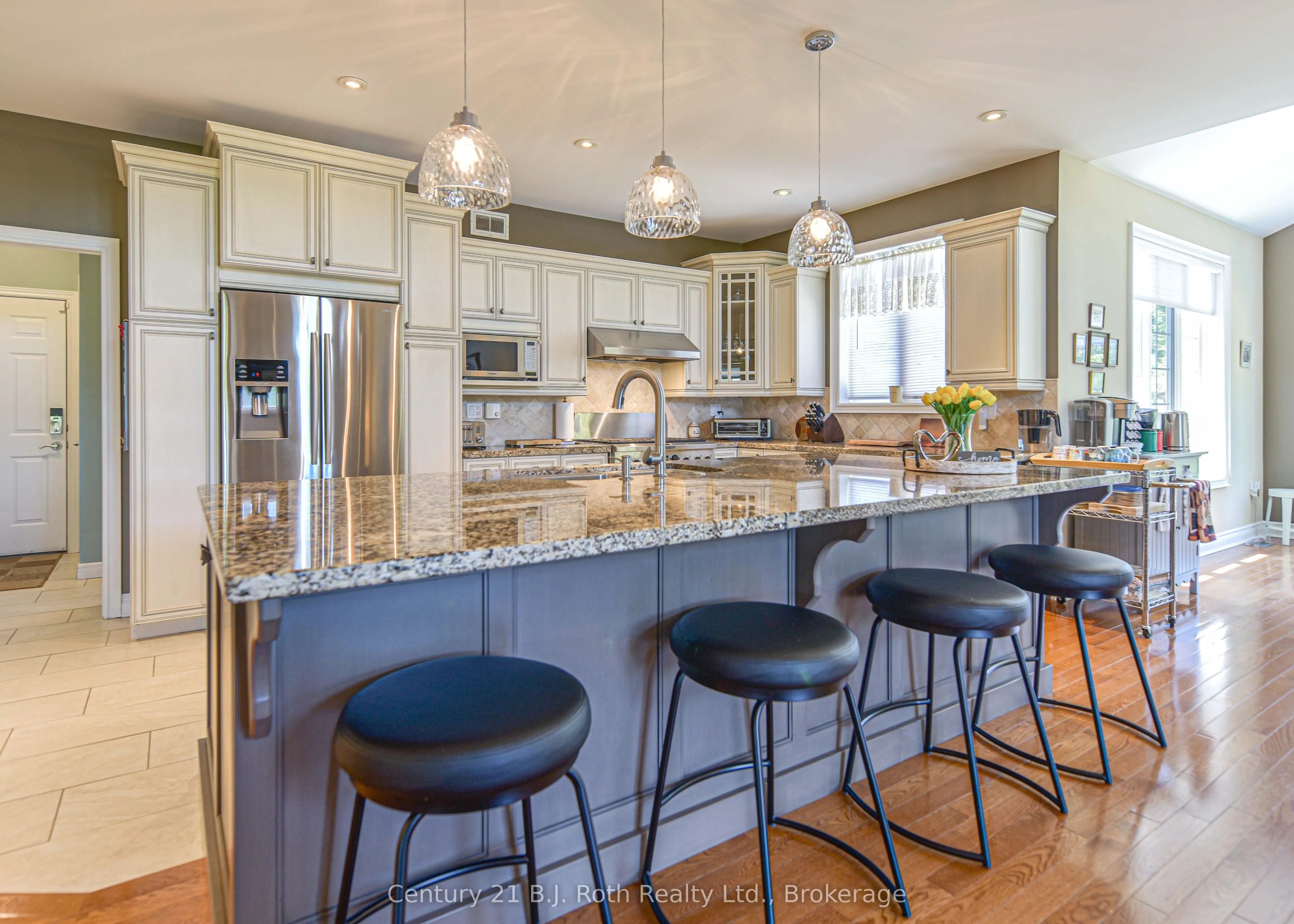 1273 HAWK RIDGE Crescent
