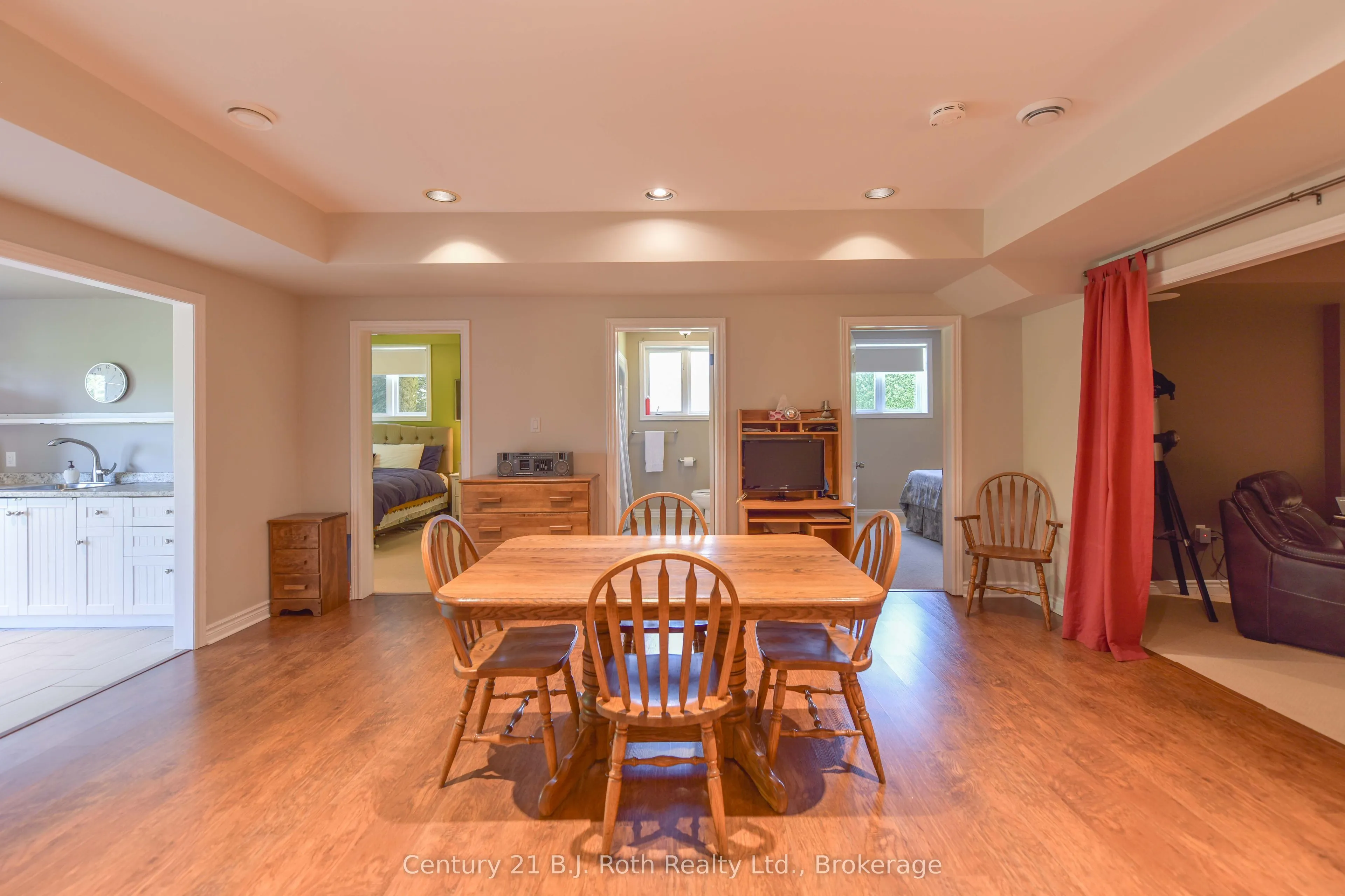 1273 HAWK RIDGE Crescent