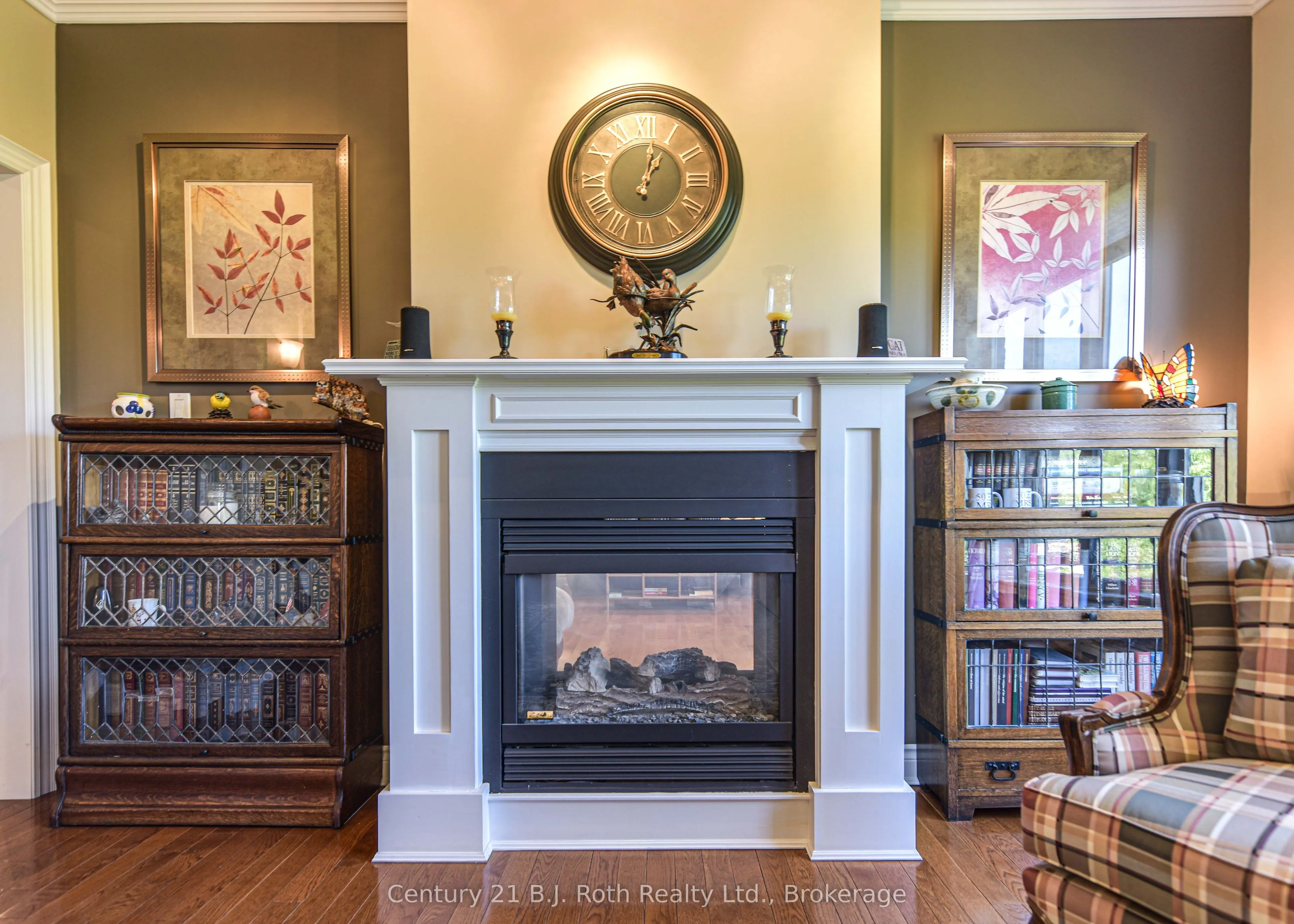 1273 HAWK RIDGE Crescent