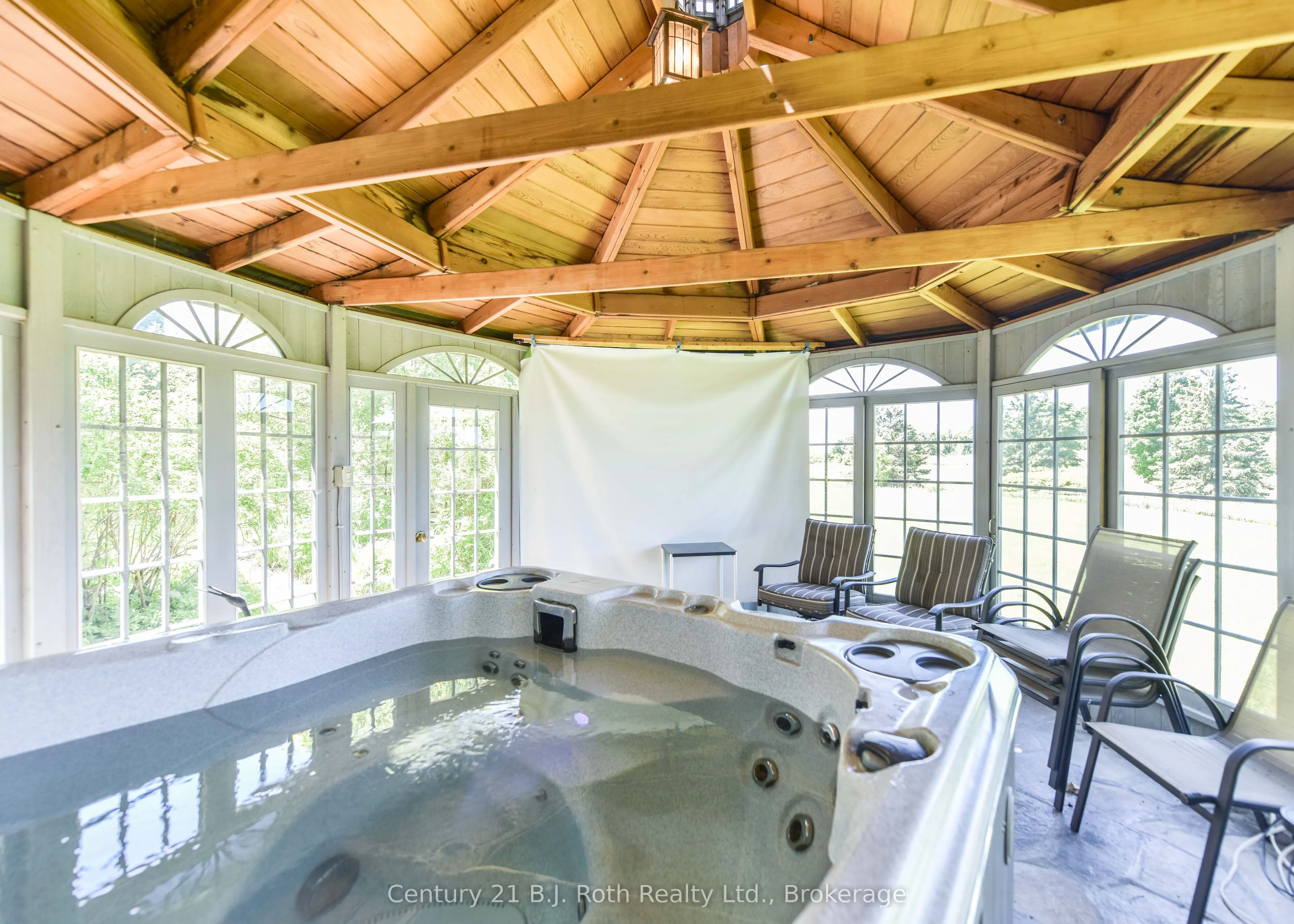 1273 HAWK RIDGE Crescent