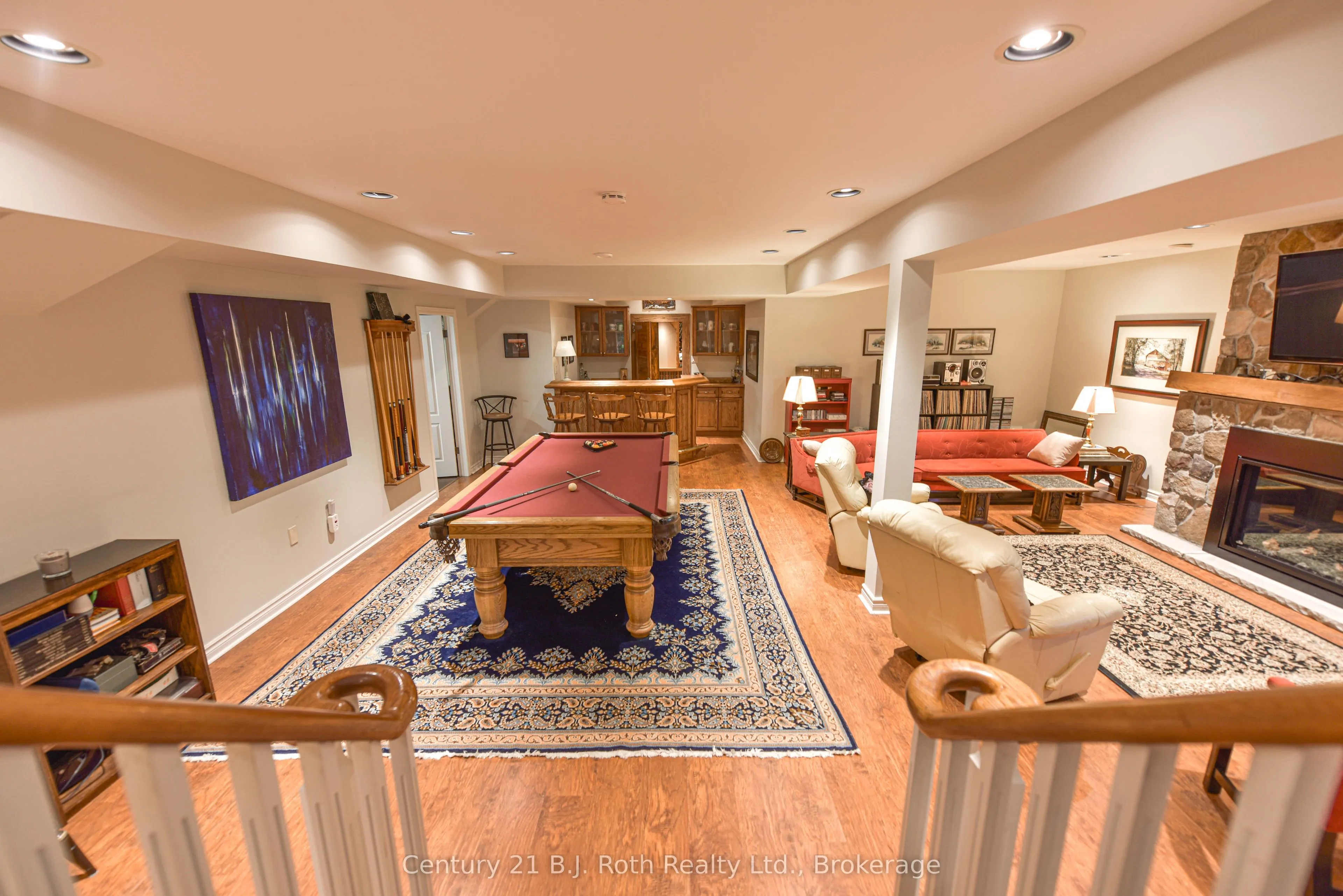 1273 HAWK RIDGE Crescent