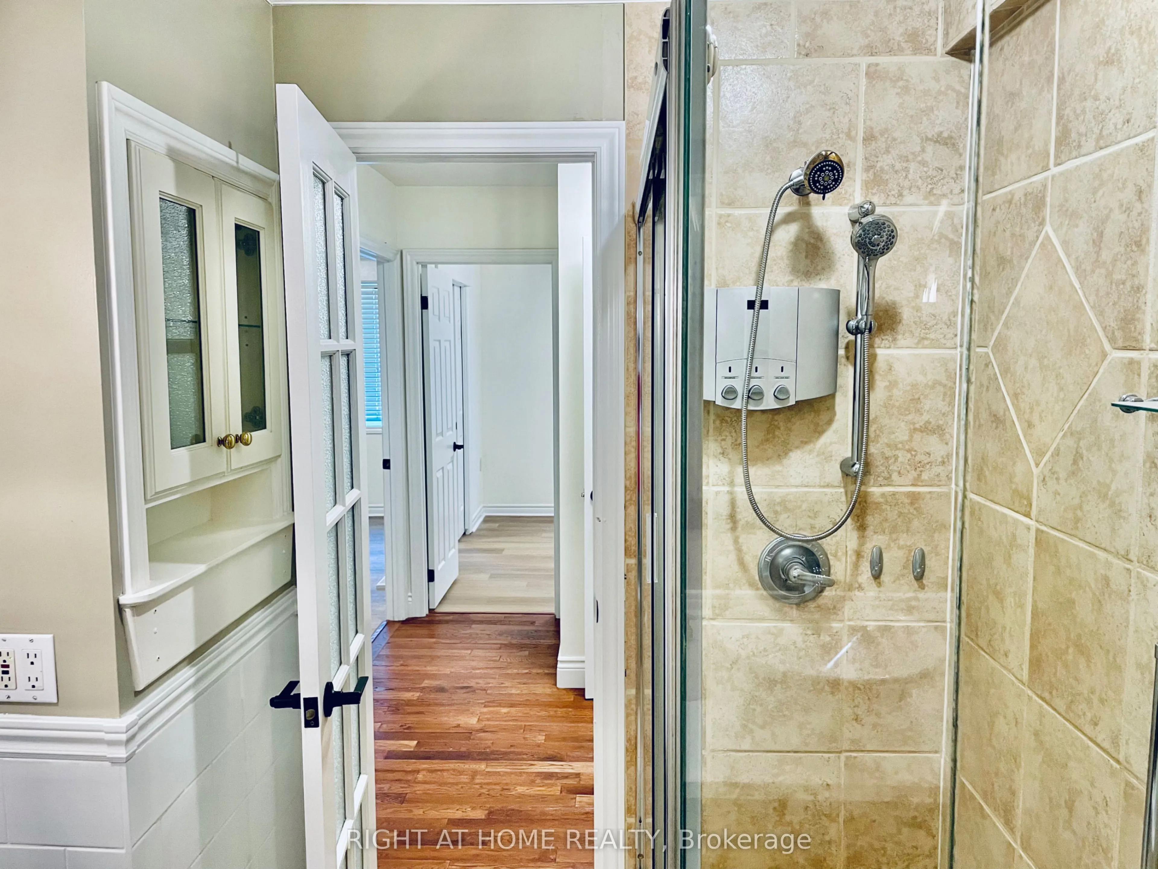 6 Beechcroft Circle