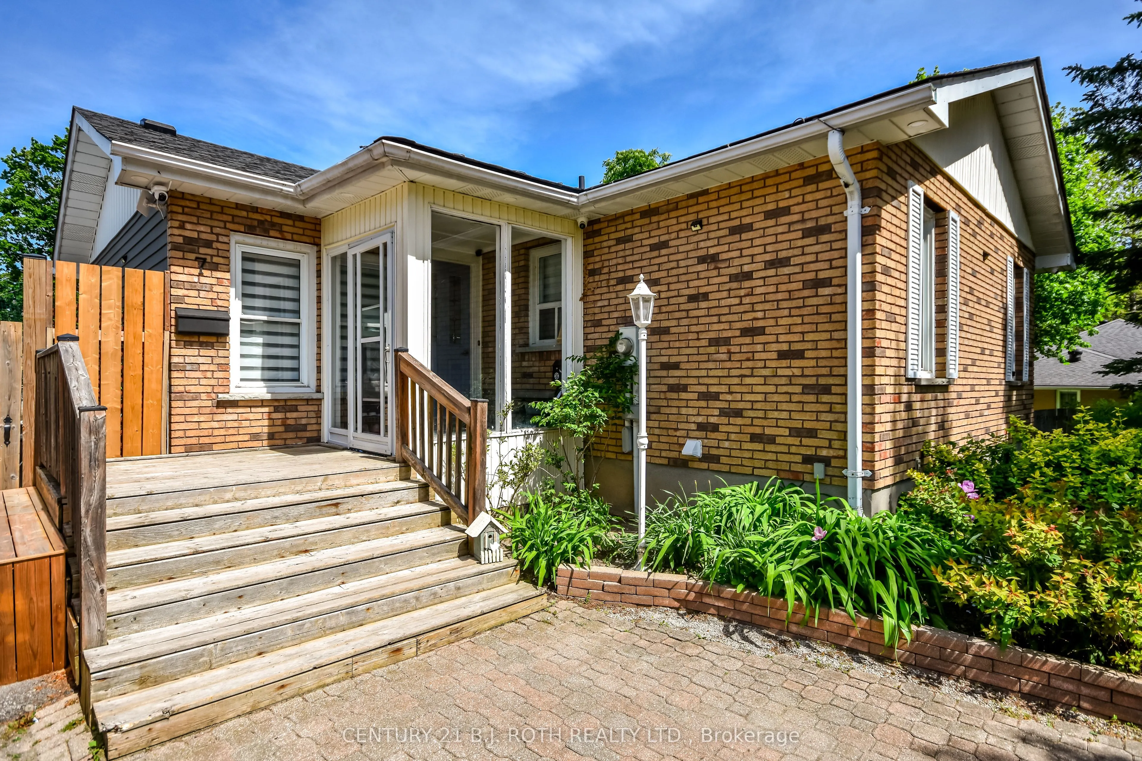 7 WESLEY Street