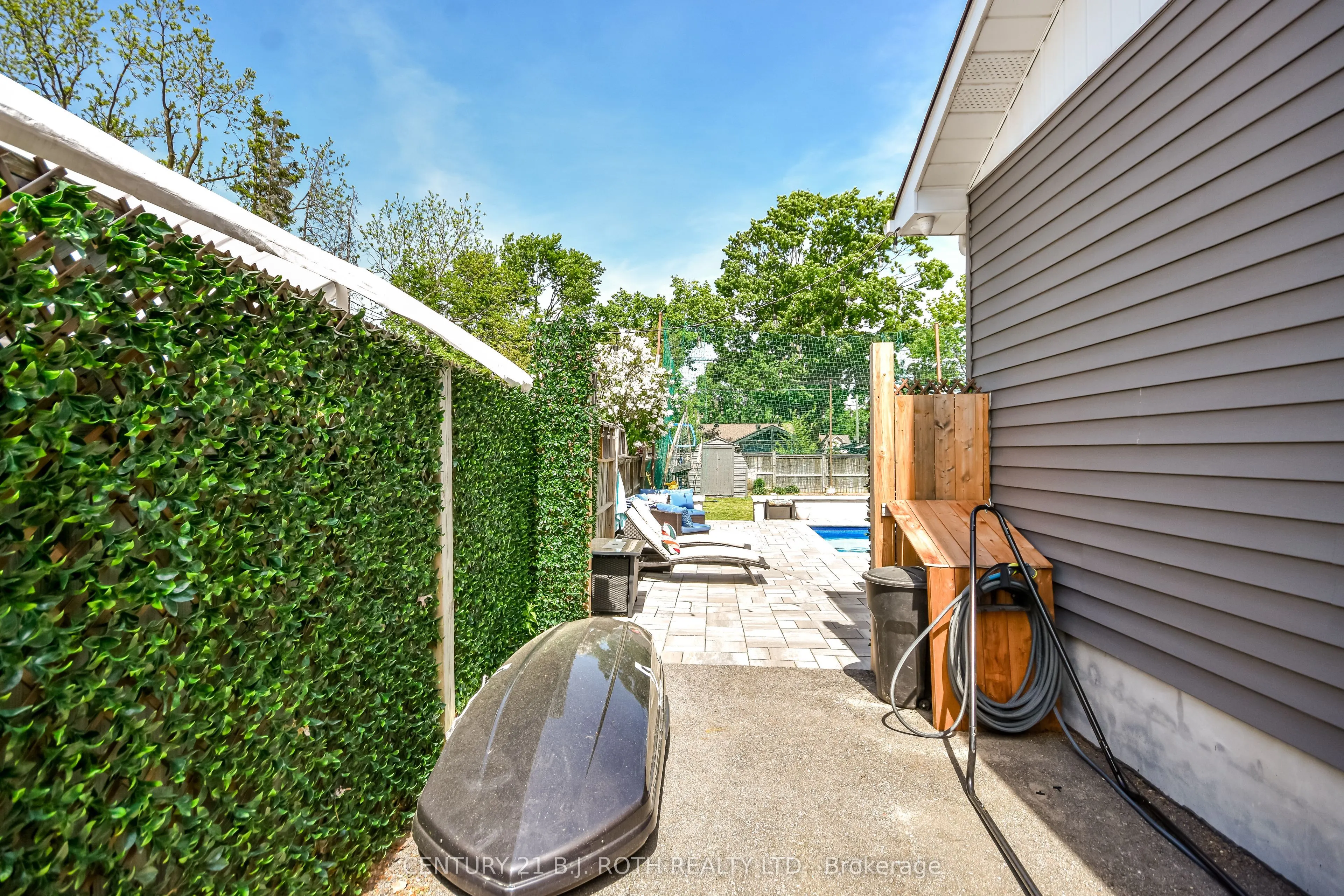 7 WESLEY Street