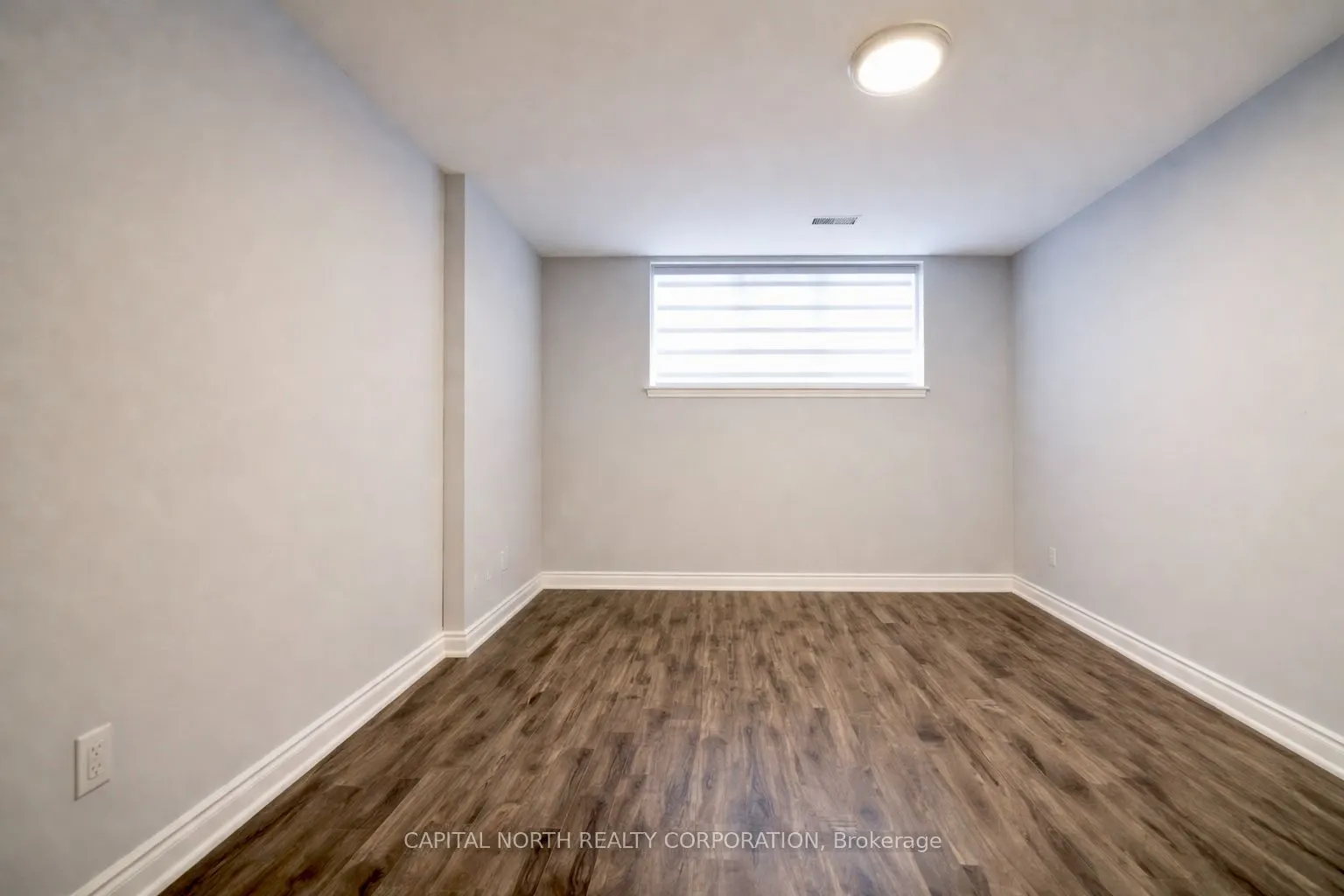 8 Downer Crescent