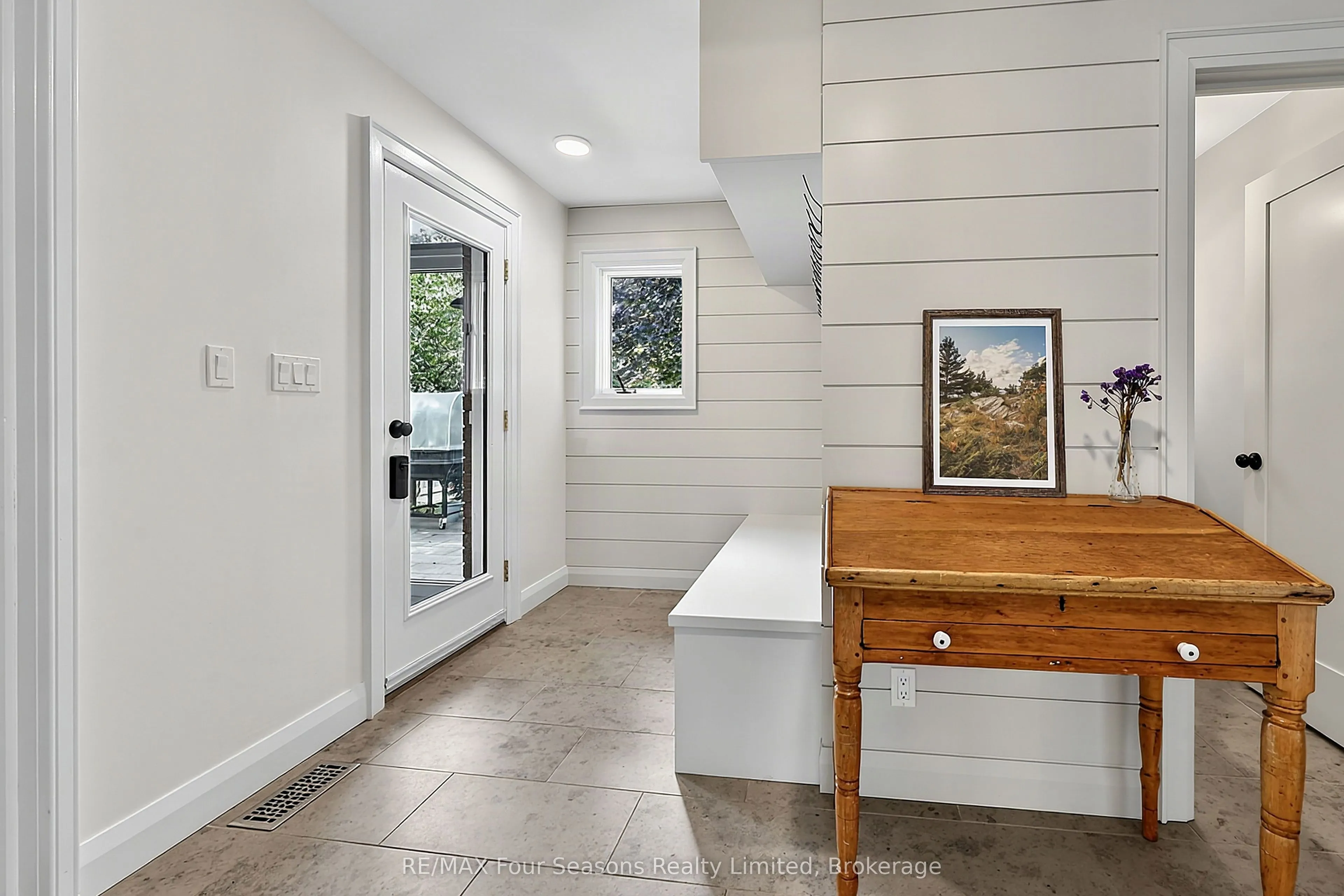 7551 36/37 Nottawasaga Side Road E