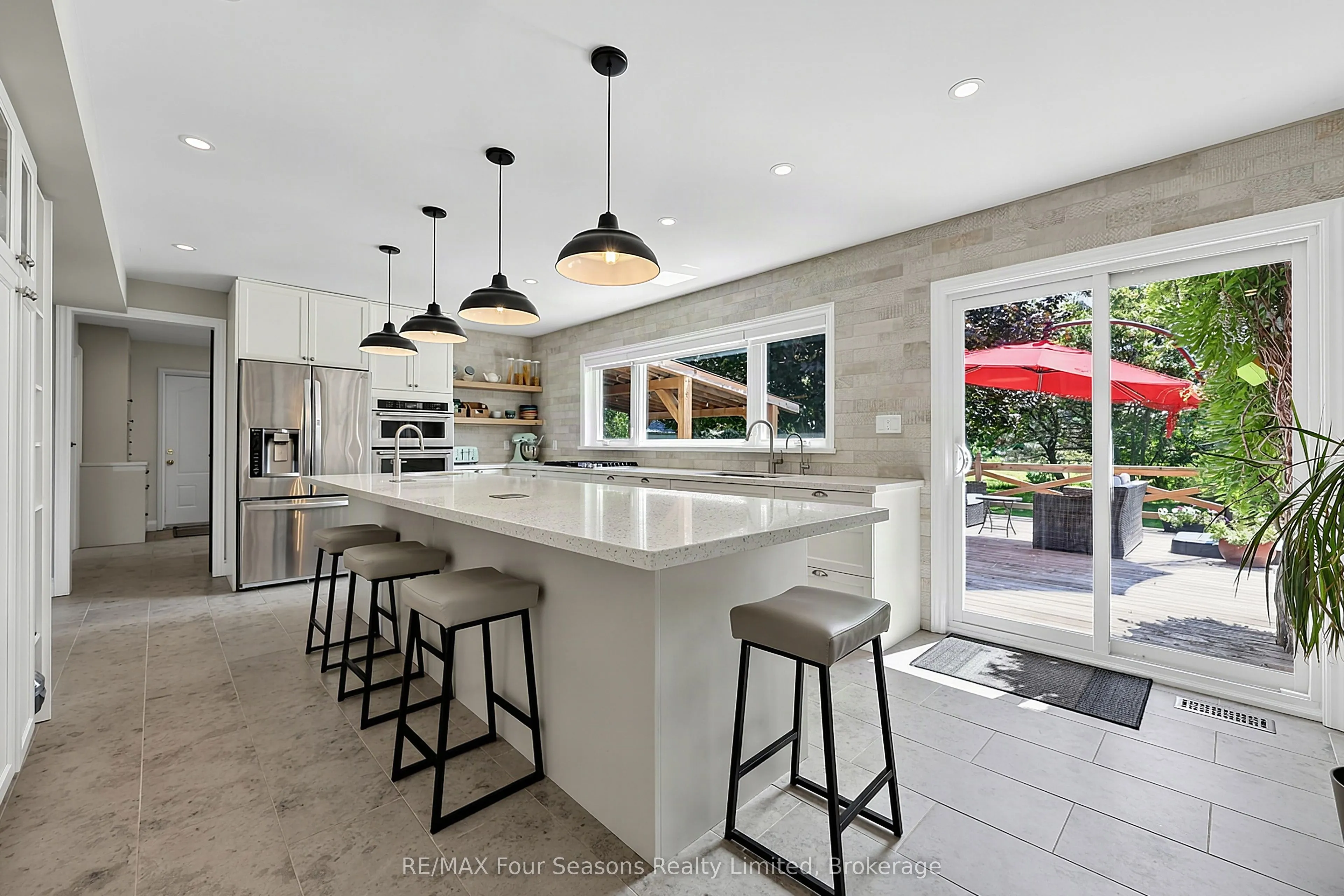 7551 36/37 Nottawasaga Side Road E