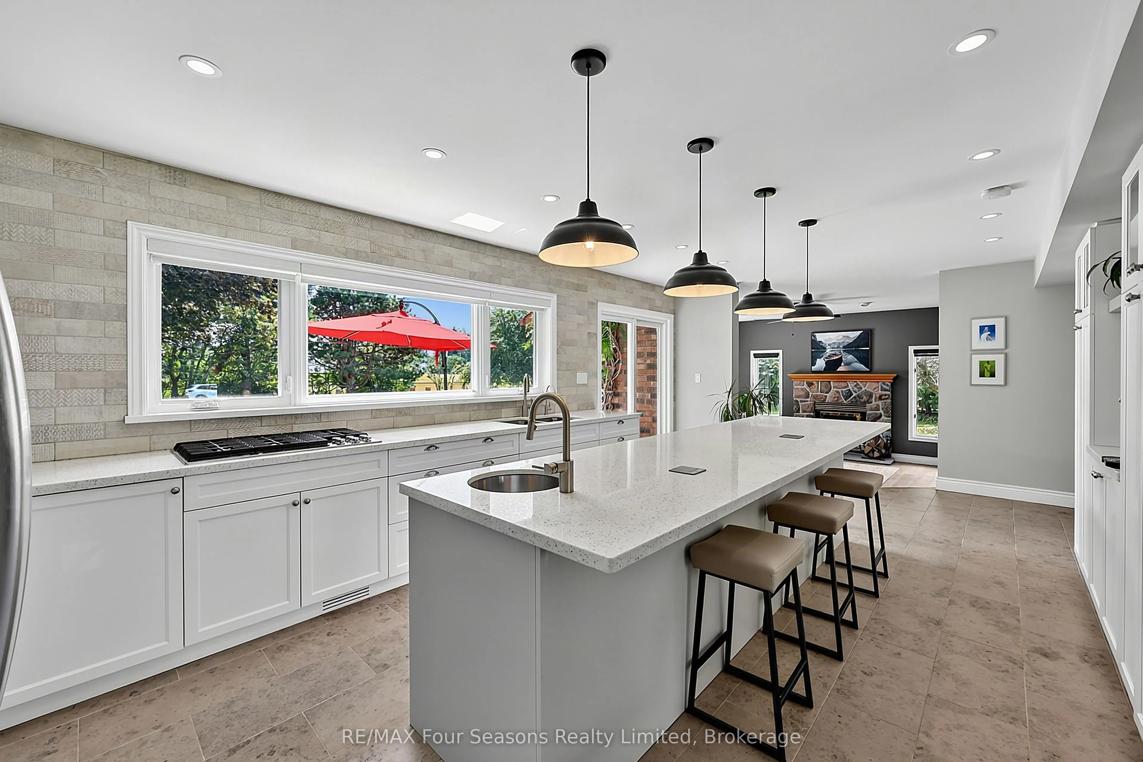 7551 36/37 Nottawasaga Side Road E