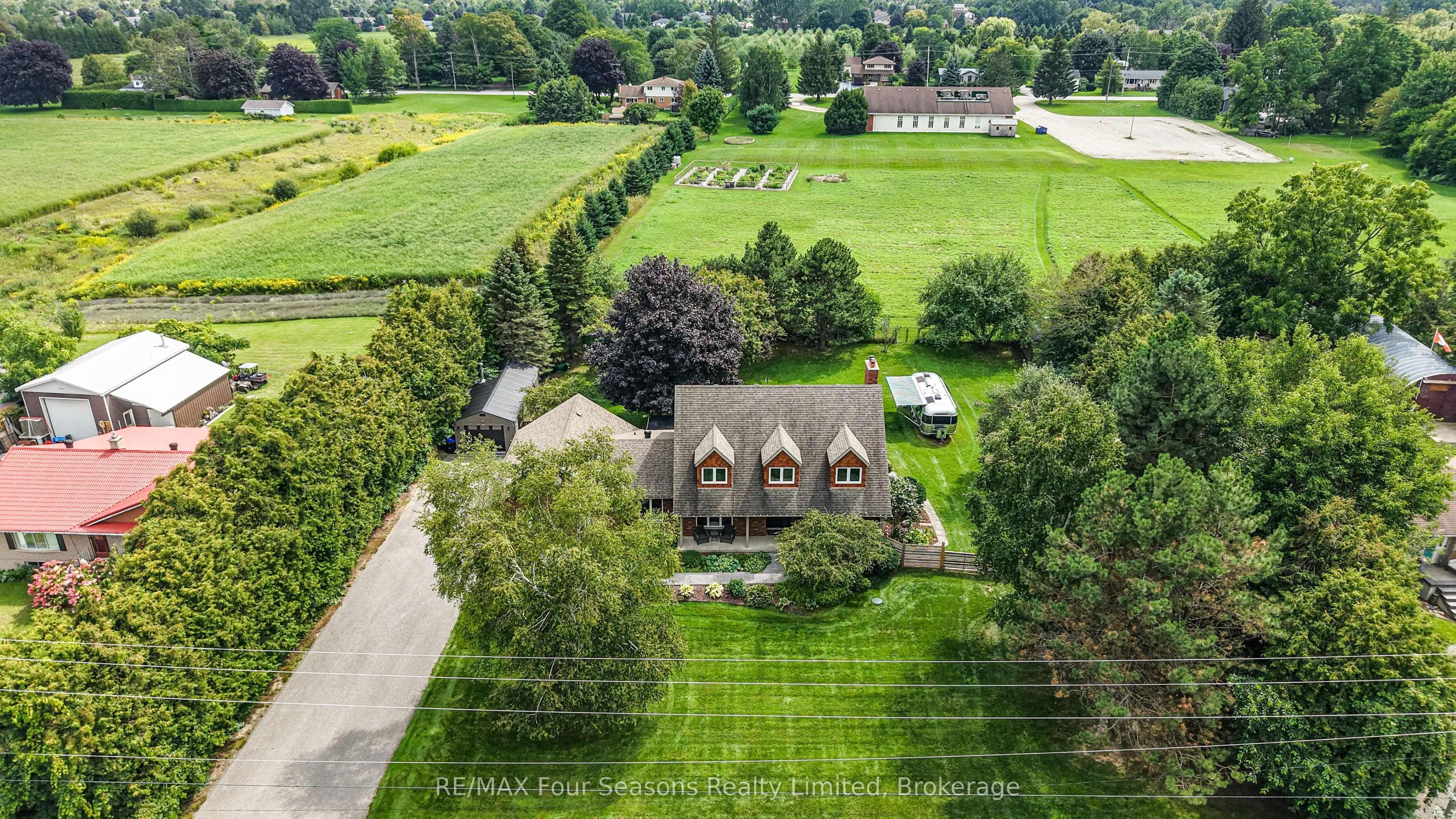 7551 36/37 Nottawasaga Side Road E