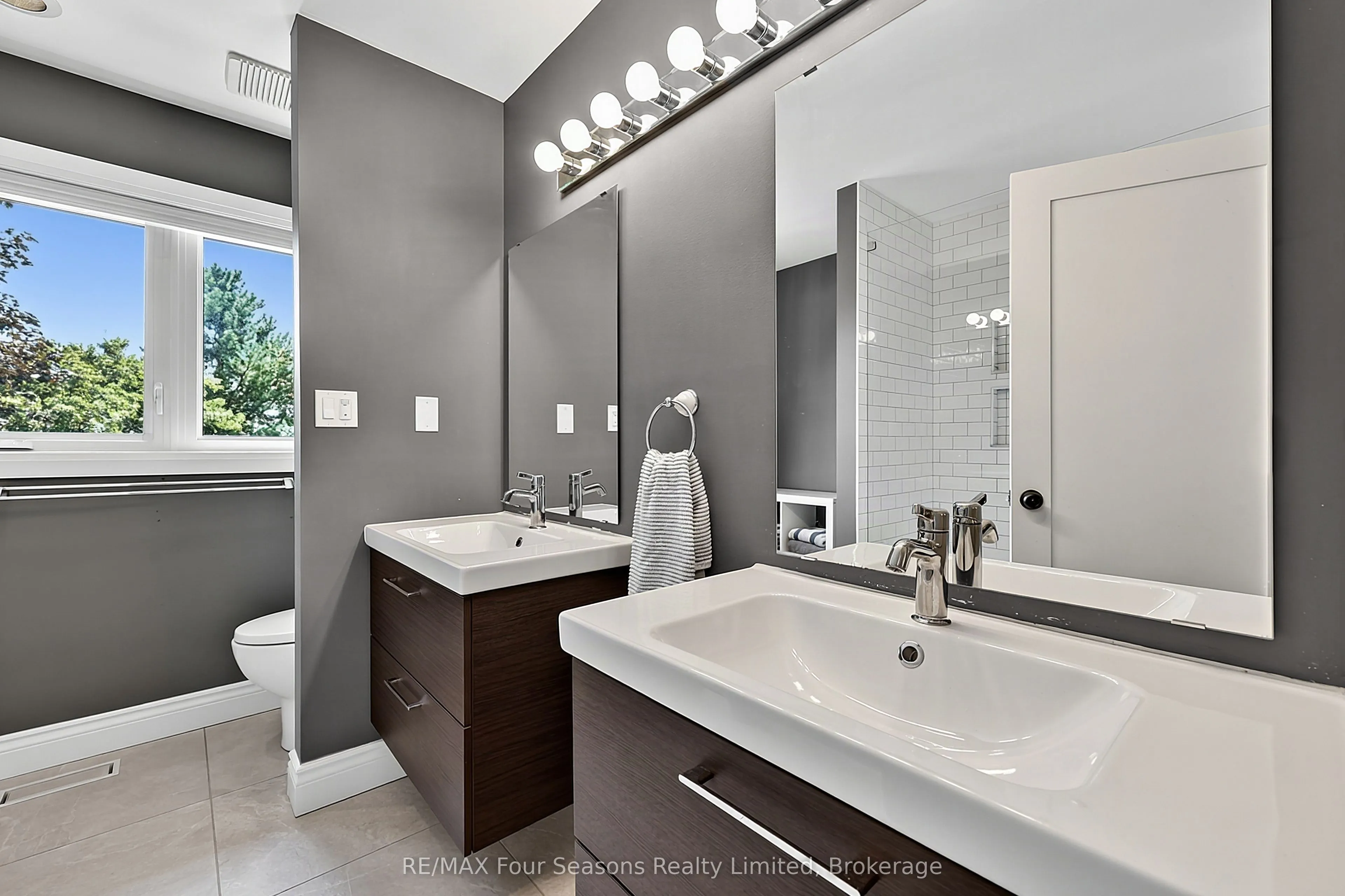 7551 36/37 Nottawasaga Side Road E