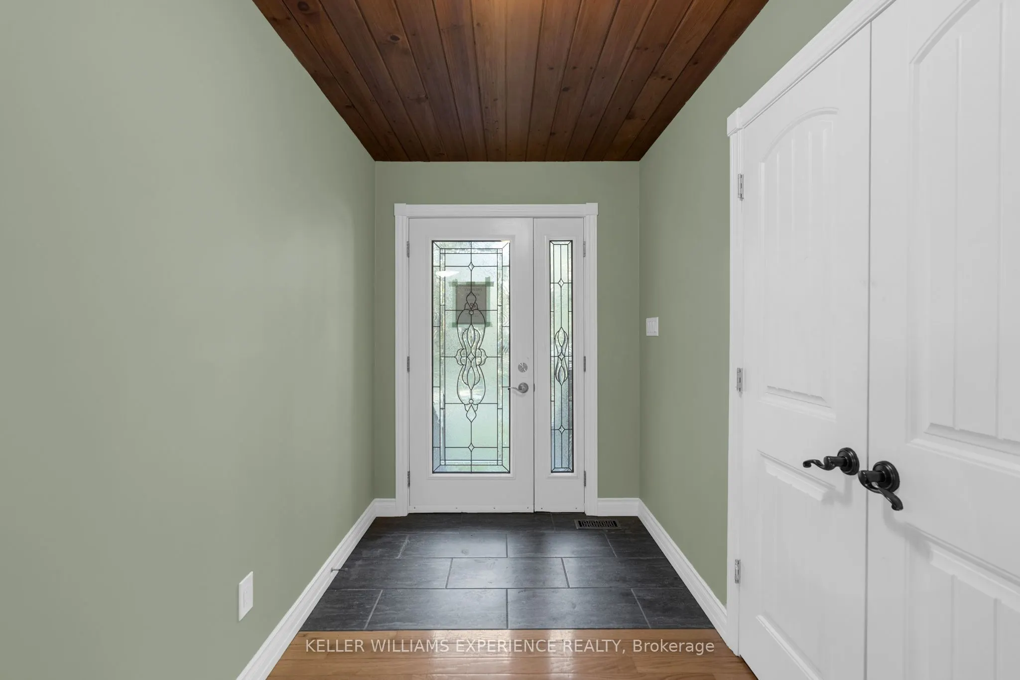 229 Sunnidale Road