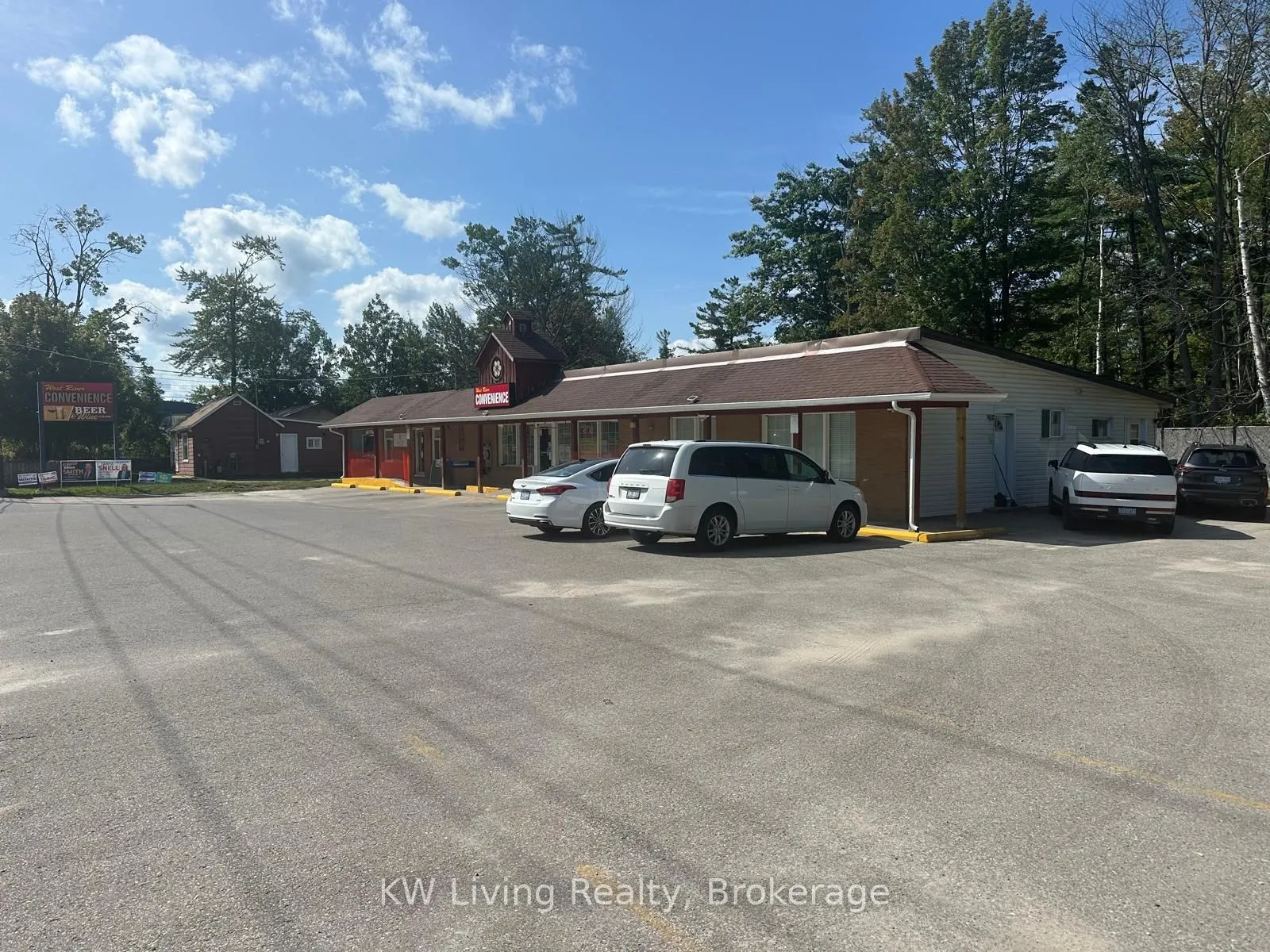 620 River Road W