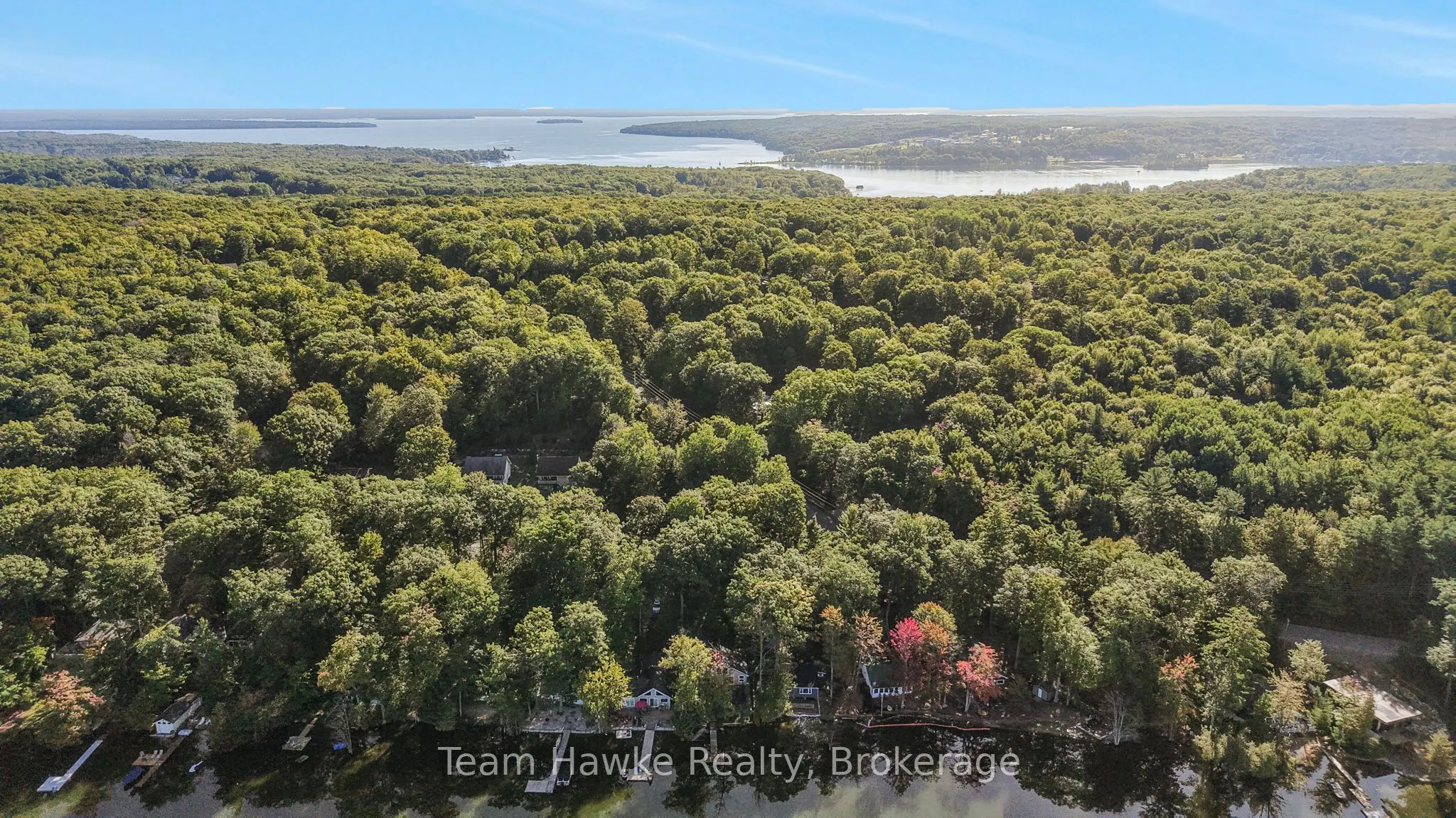 8 Farlain Lake Road E