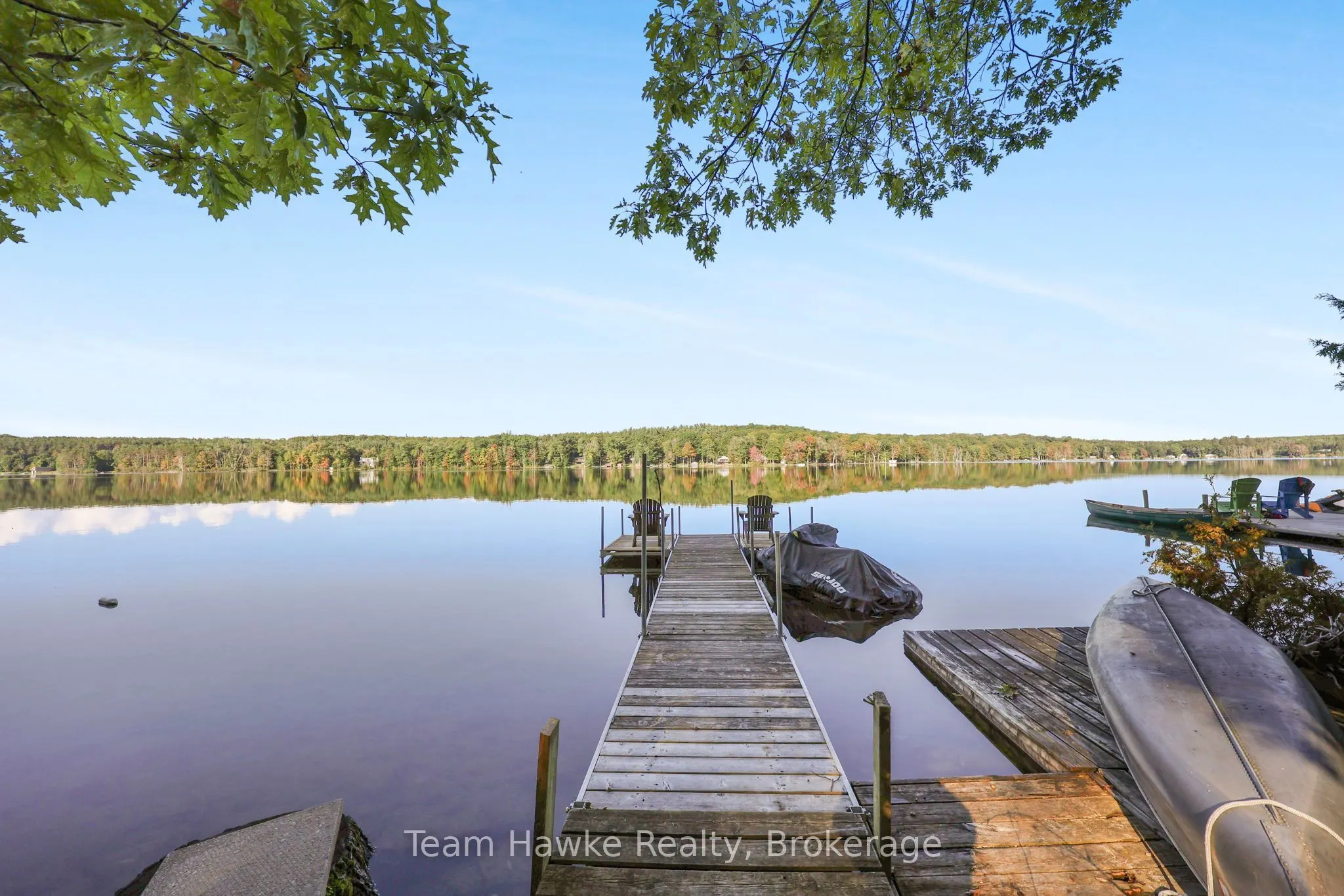 8 Farlain Lake Road E
