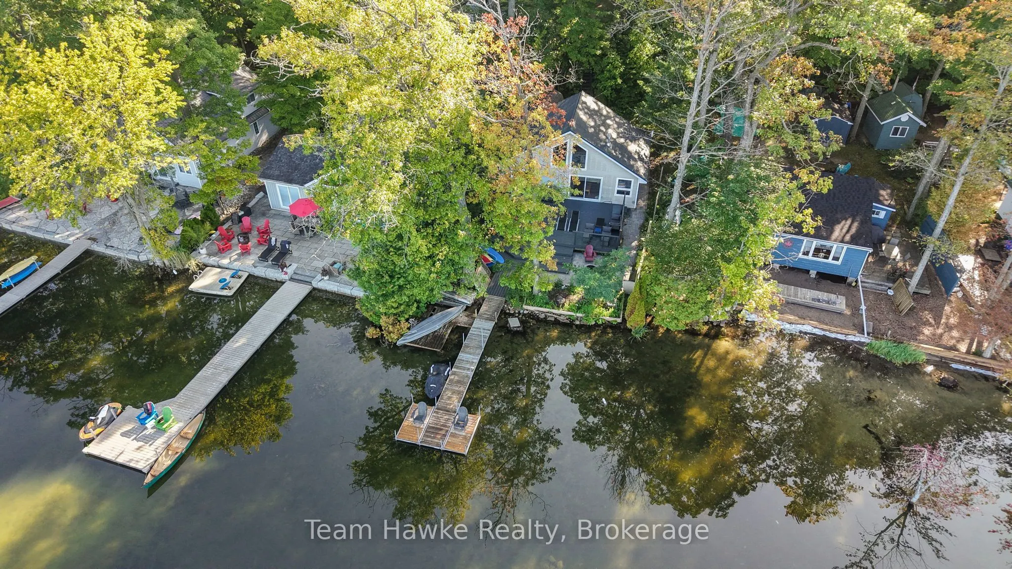 8 Farlain Lake Road E