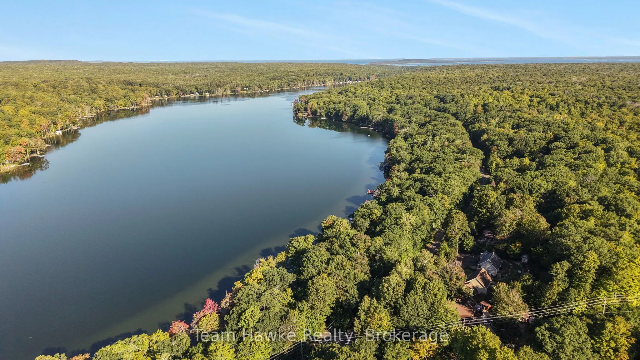 8 Farlain Lake Road E