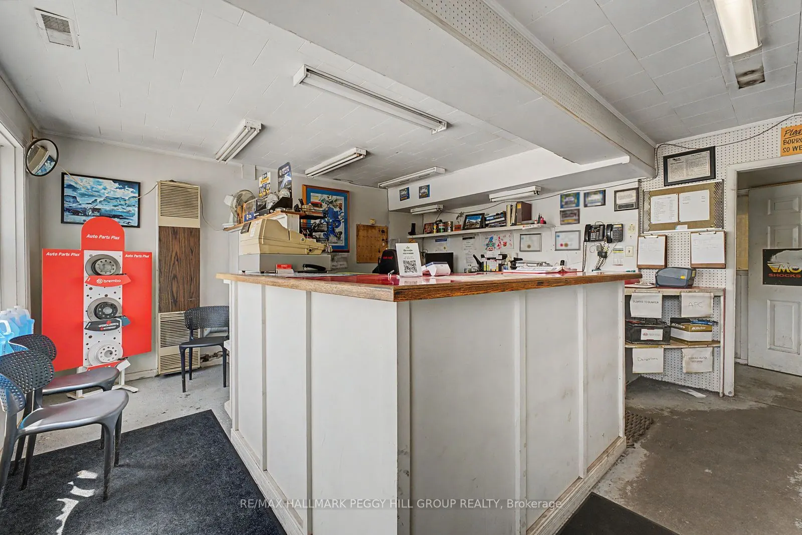 46 Yonge Street S