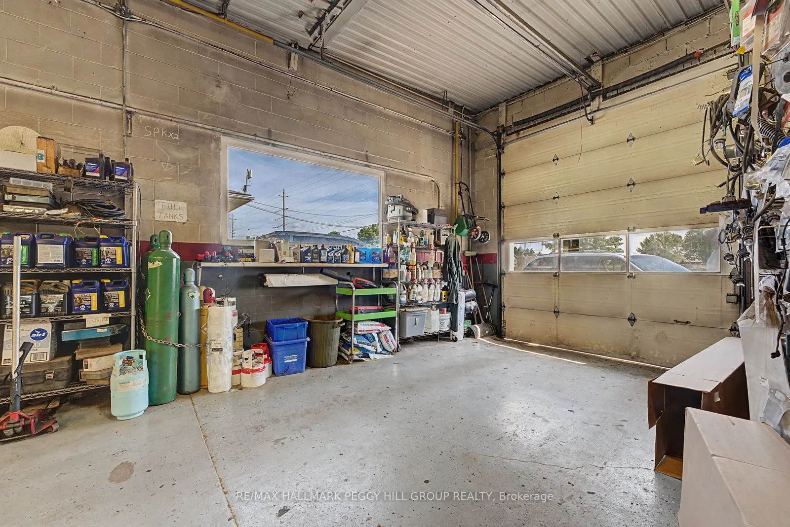 46 Yonge Street S