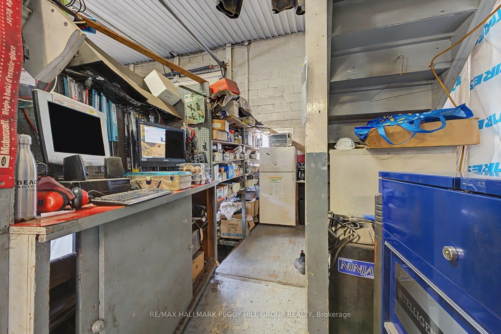 46 Yonge Street S