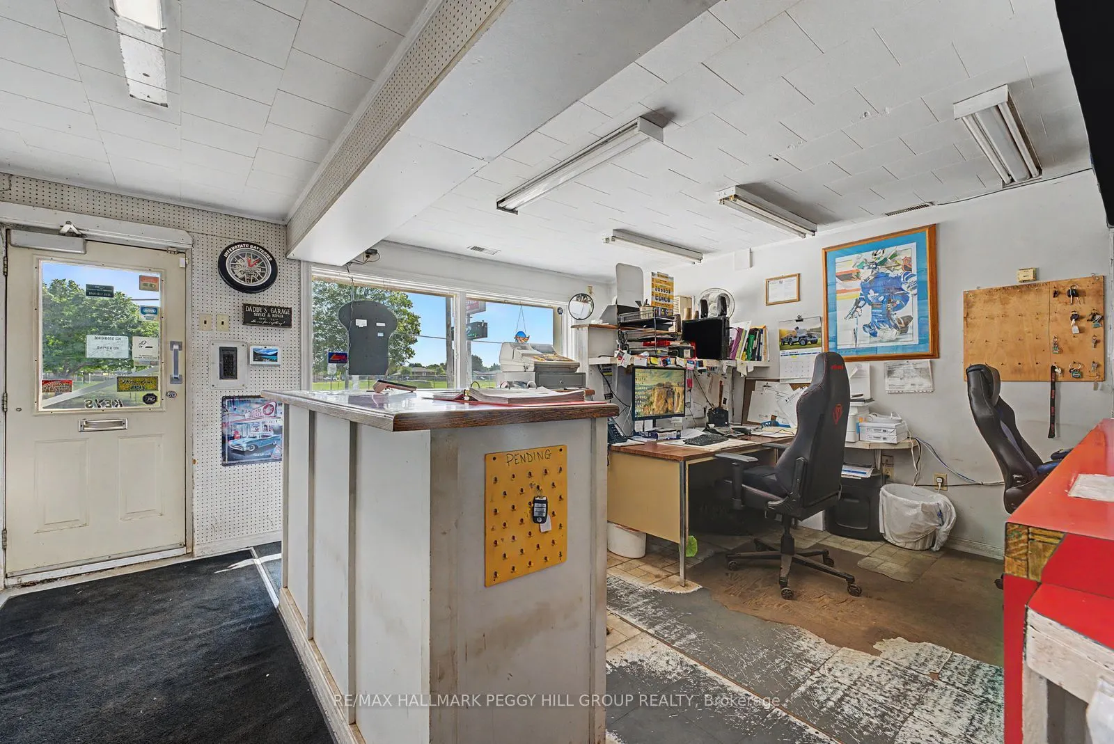 46 Yonge Street S