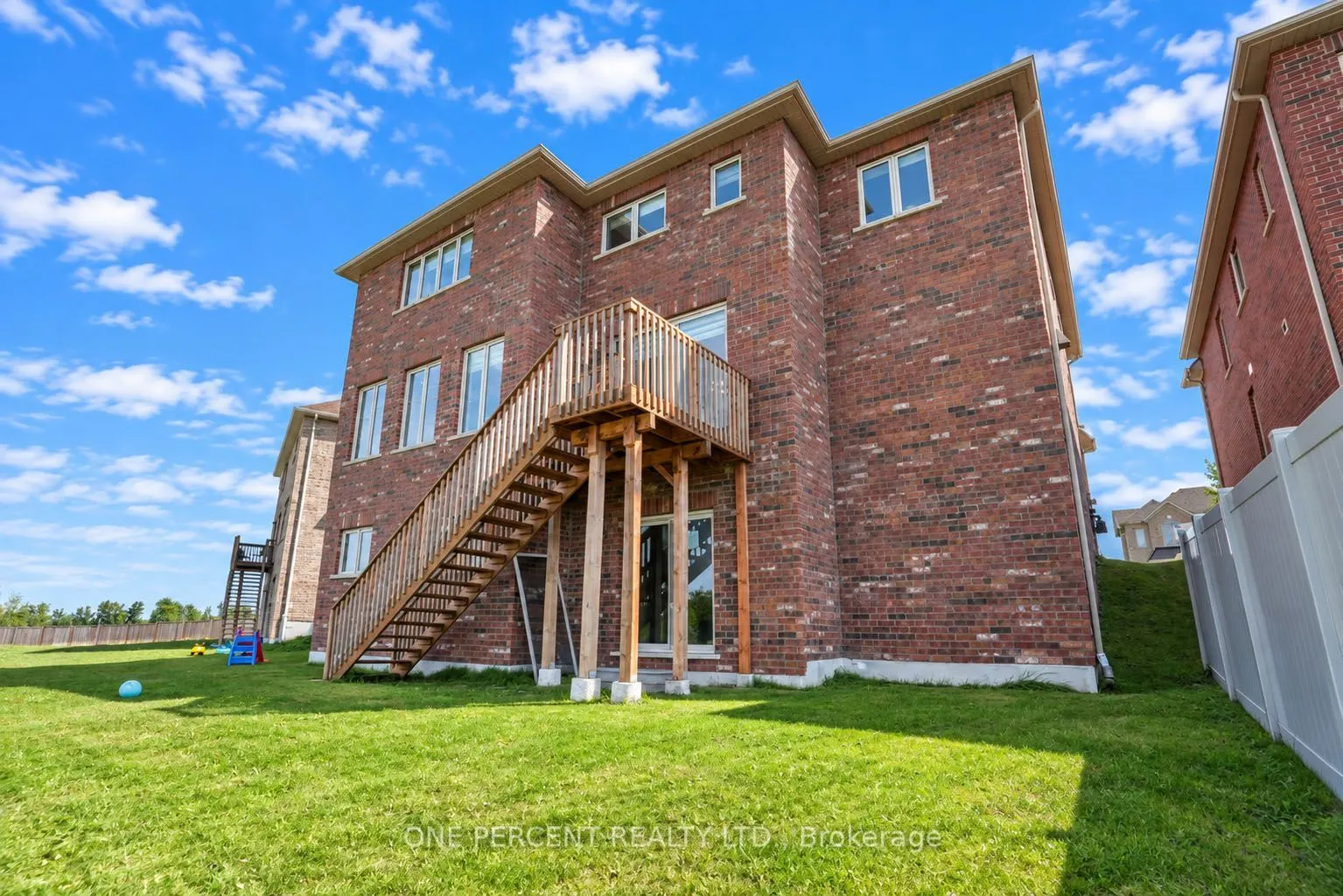 29 SANFORD Circle
