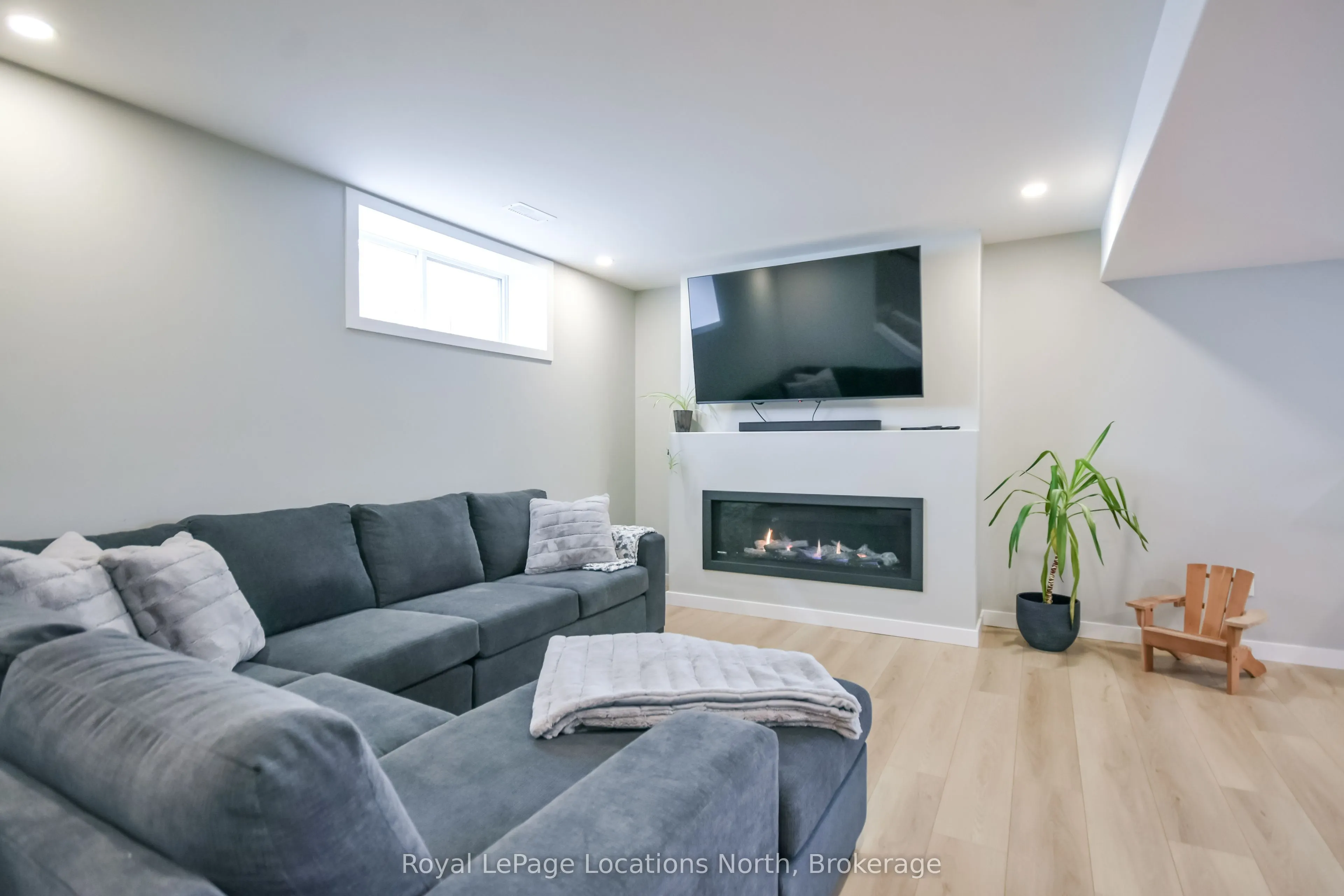 25 Maidens Crescent