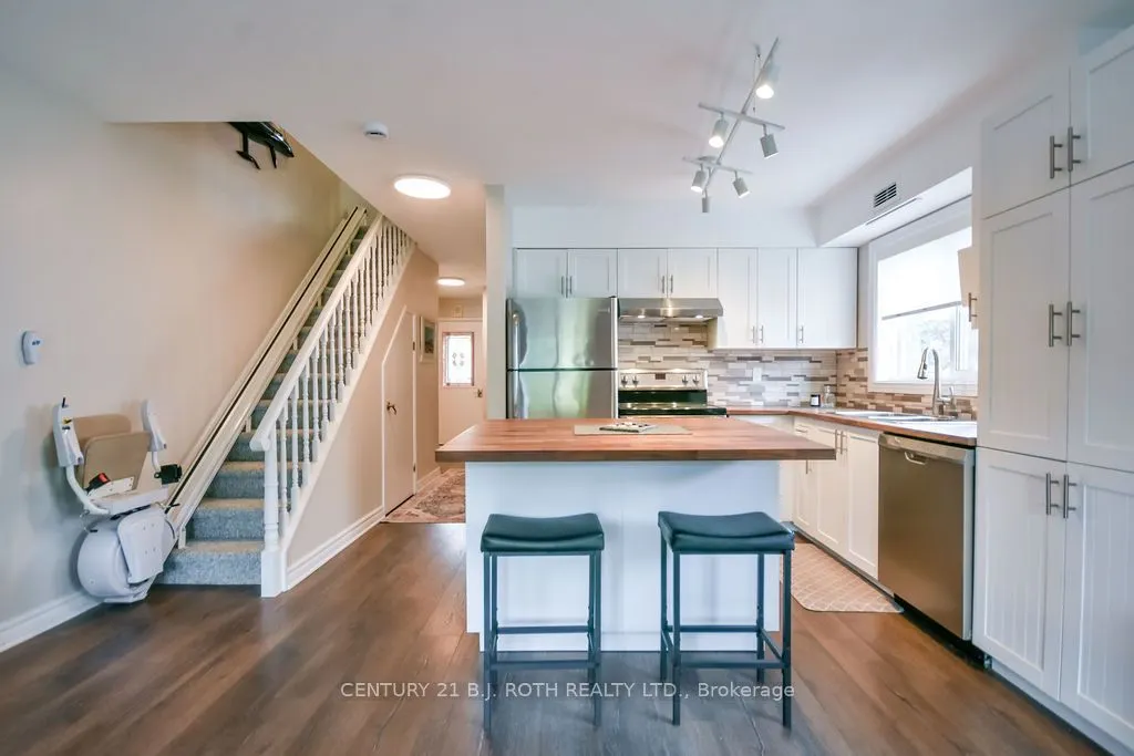 41 Laguna Parkway #15