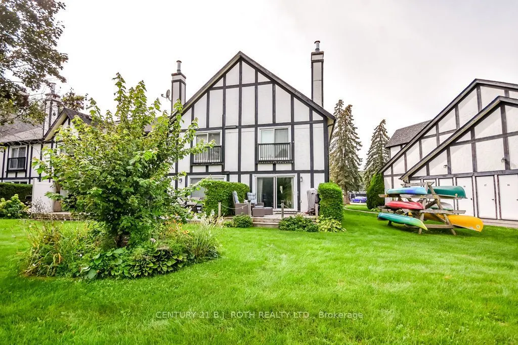 41 Laguna Parkway #15