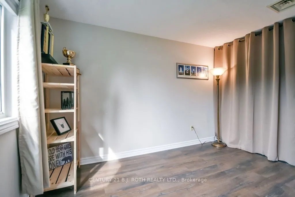 41 Laguna Parkway #15