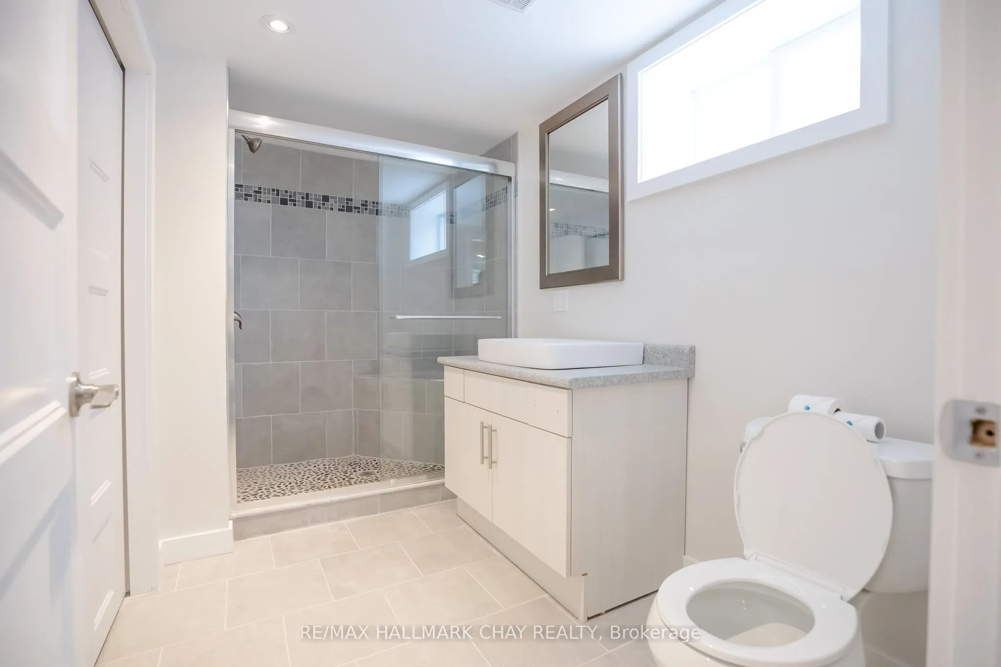 137 Clapperton Street
