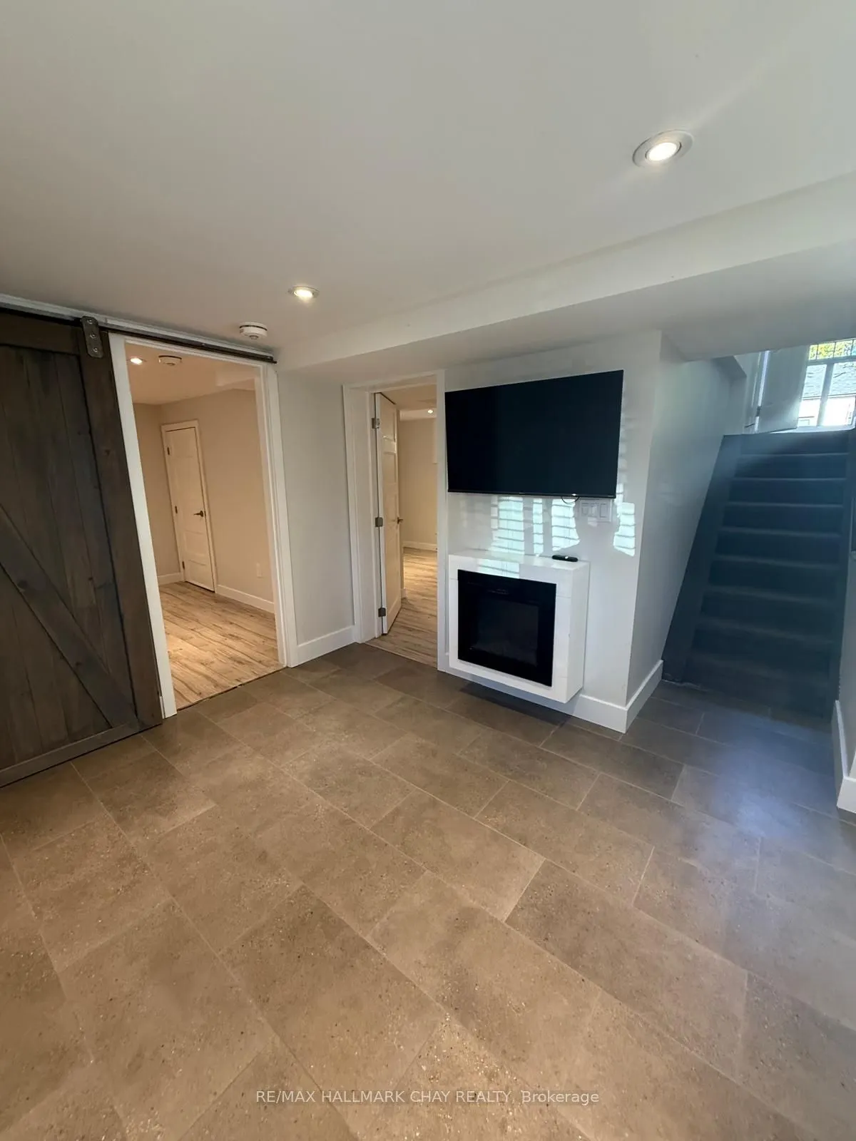 137 Clapperton Street