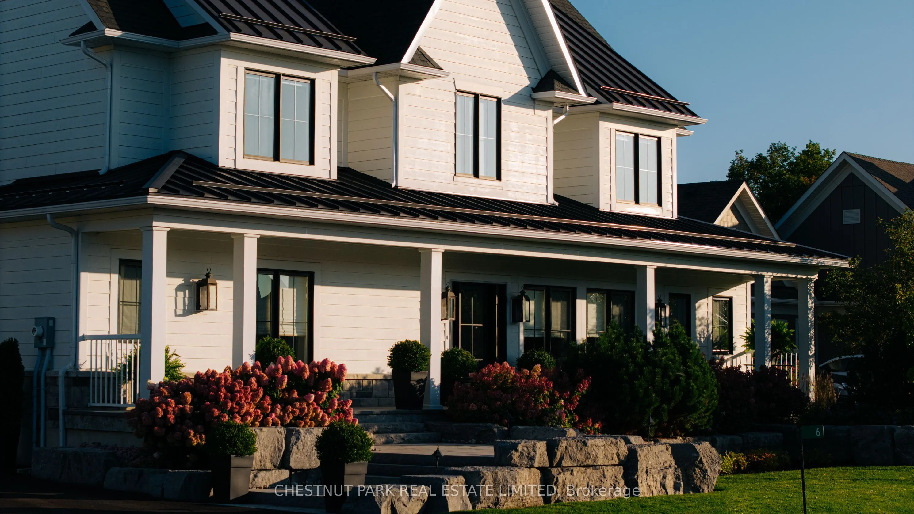 6 Georgian Grande Drive