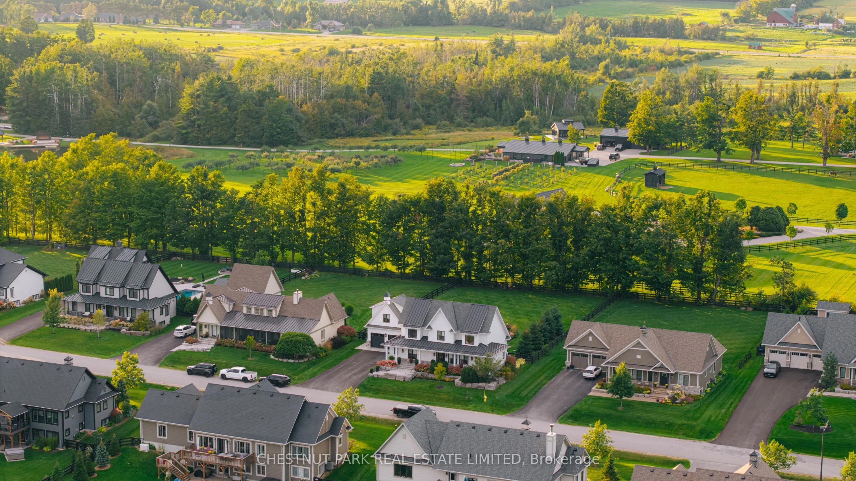 6 Georgian Grande Drive