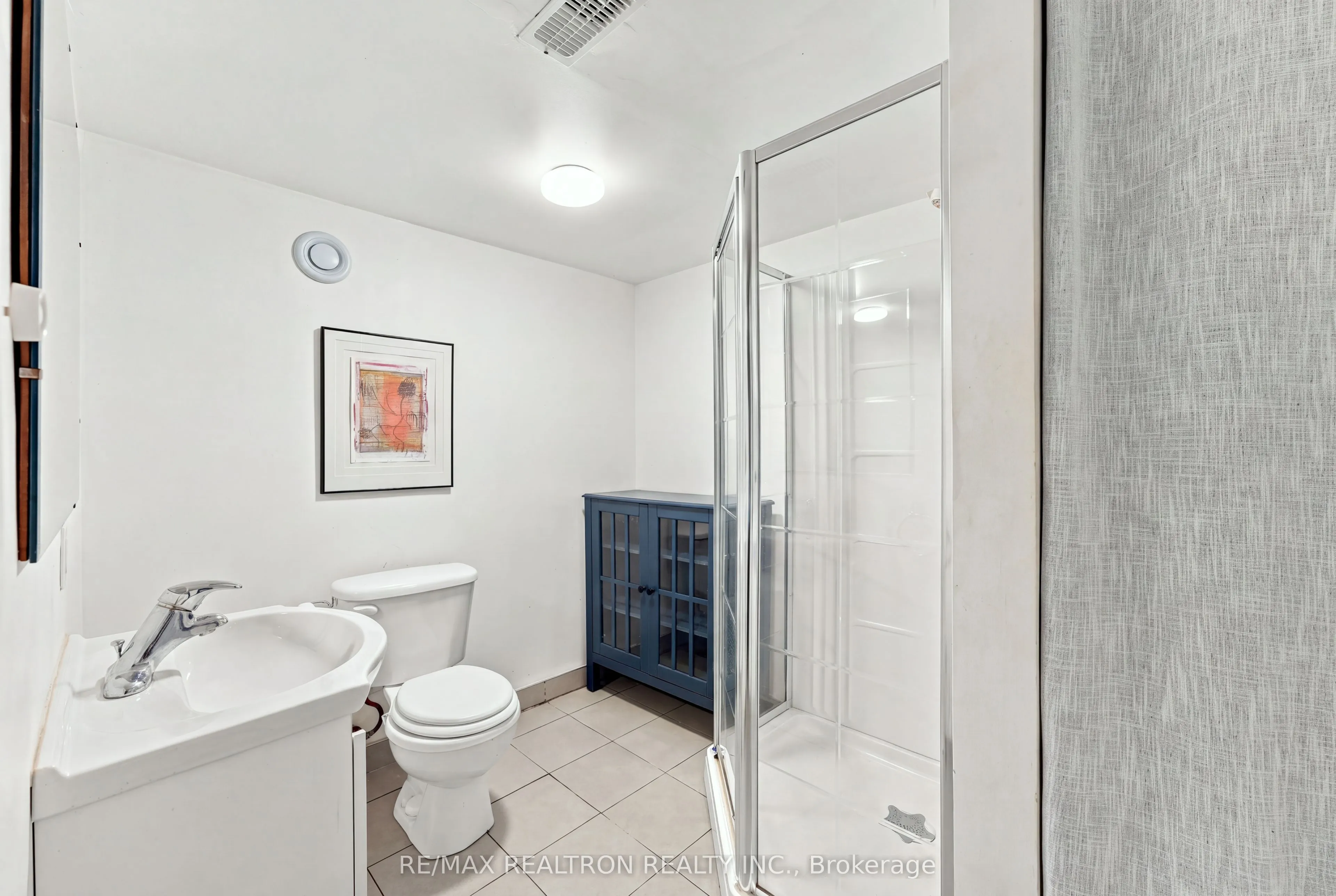 3485 Brennan Line