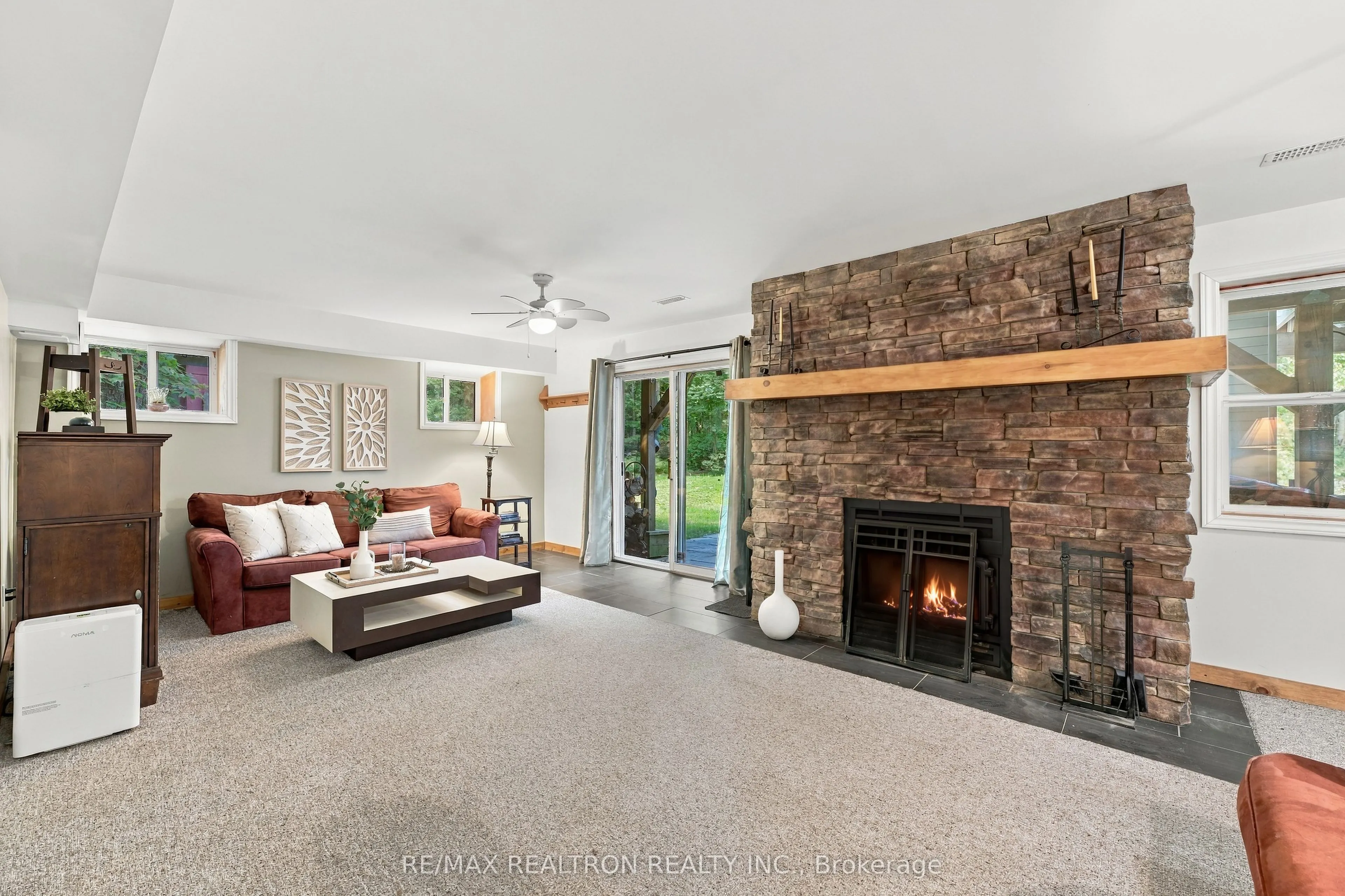 3485 Brennan Line